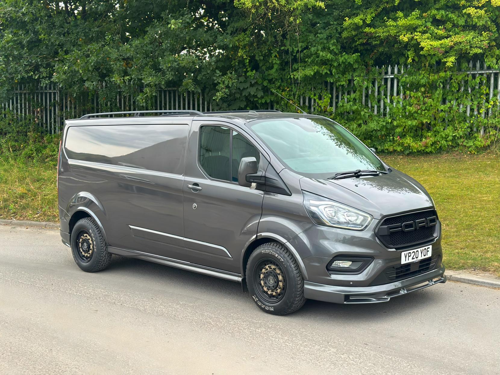 Ford Transit Custom 2.0 300 EcoBlue Limited Panel Van 5dr Diesel Manual L2 H1 Euro 6 (s/s) (130 ps)