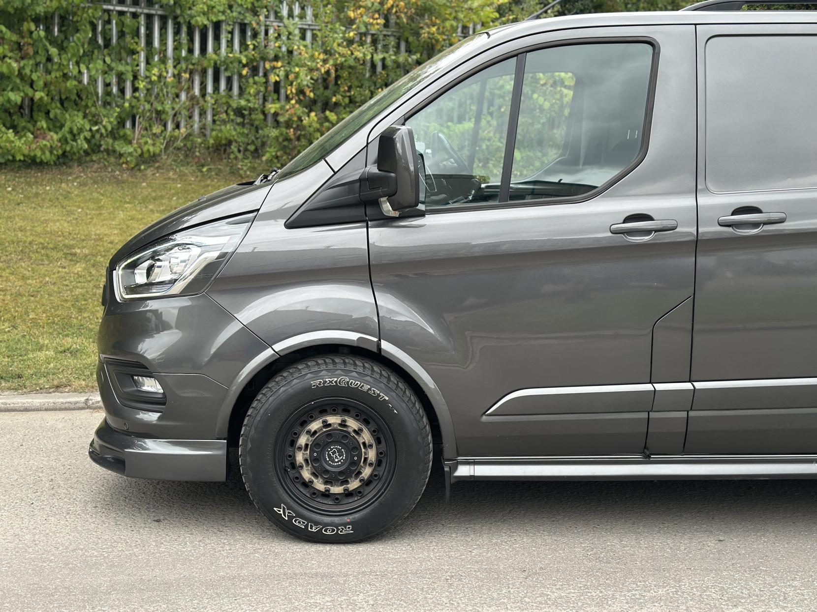 Ford Transit Custom 2.0 300 EcoBlue Limited Panel Van 5dr Diesel Manual L2 H1 Euro 6 (s/s) (130 ps)