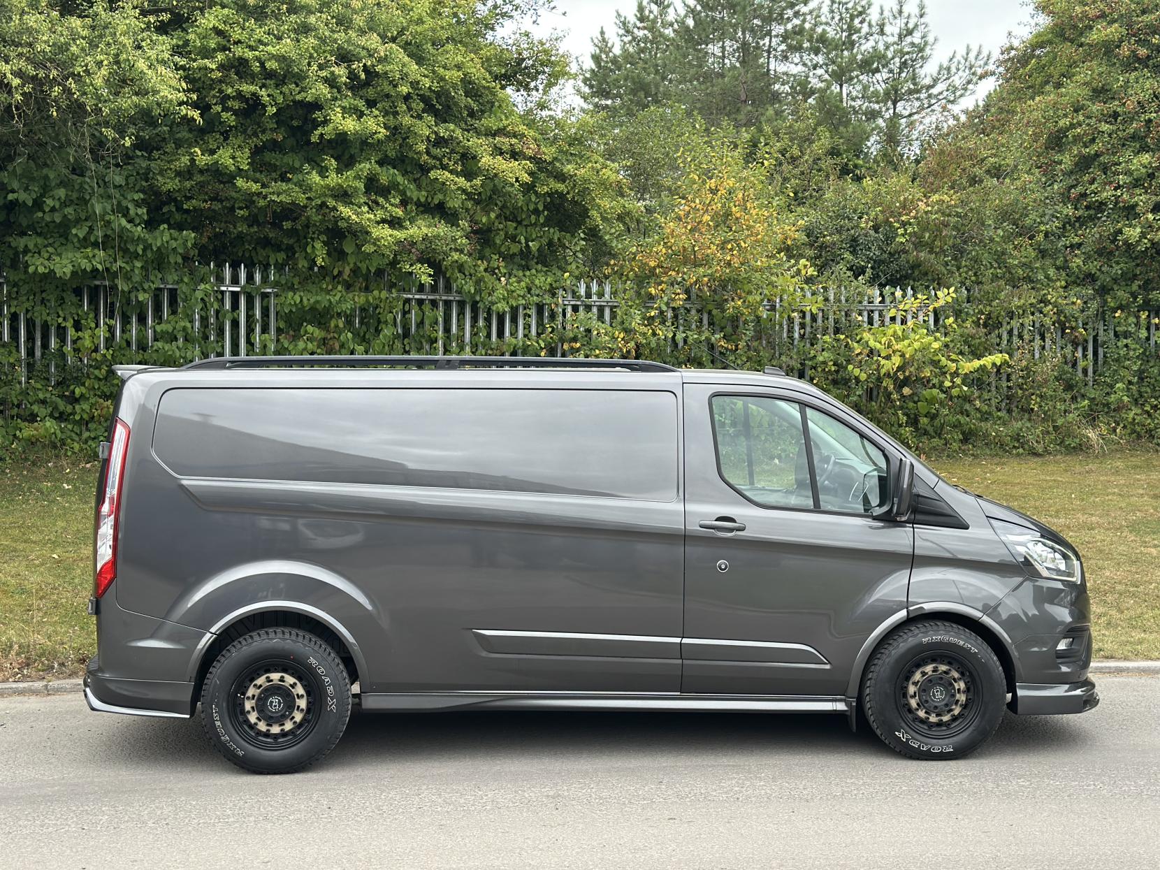 Ford Transit Custom 2.0 300 EcoBlue Limited Panel Van 5dr Diesel Manual L2 H1 Euro 6 (s/s) (130 ps)