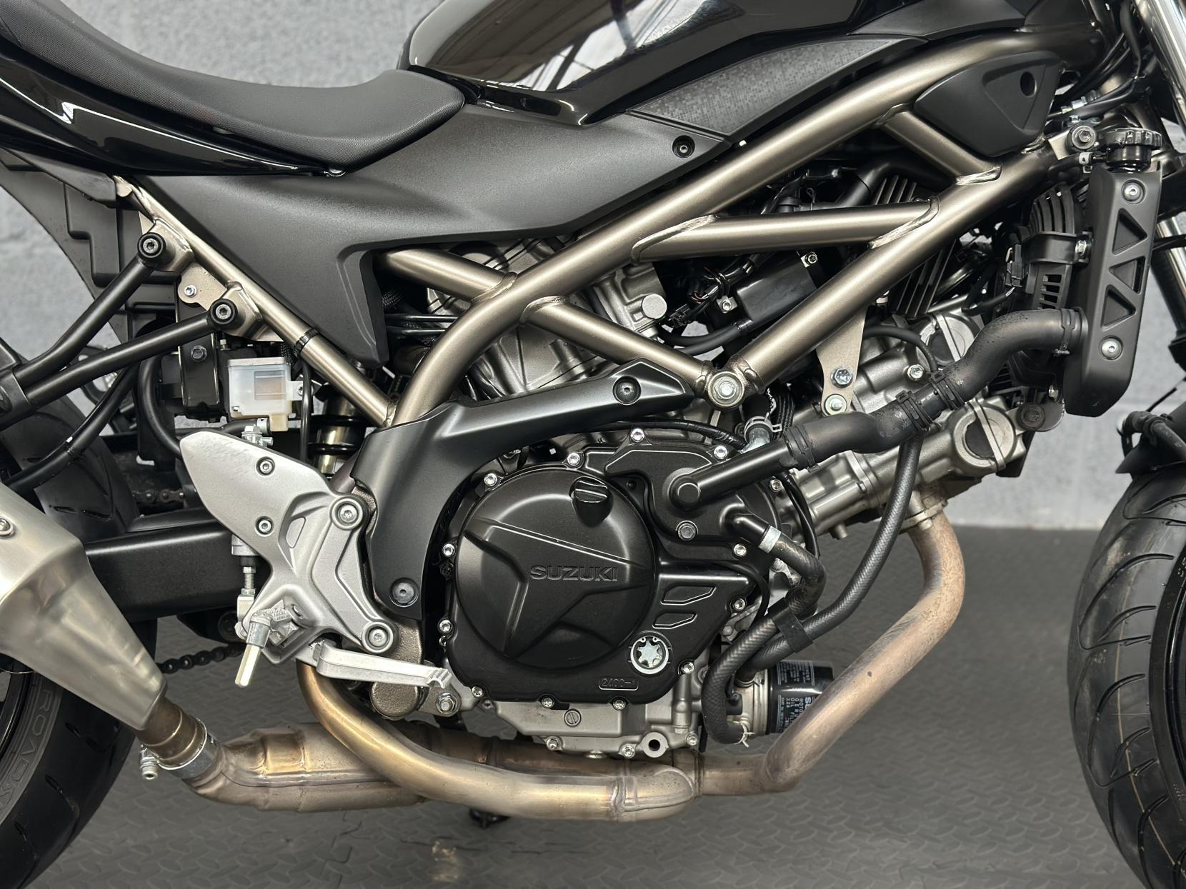 Suzuki SV650 650 Naked Petrol Manual Euro 5 (73 ps)