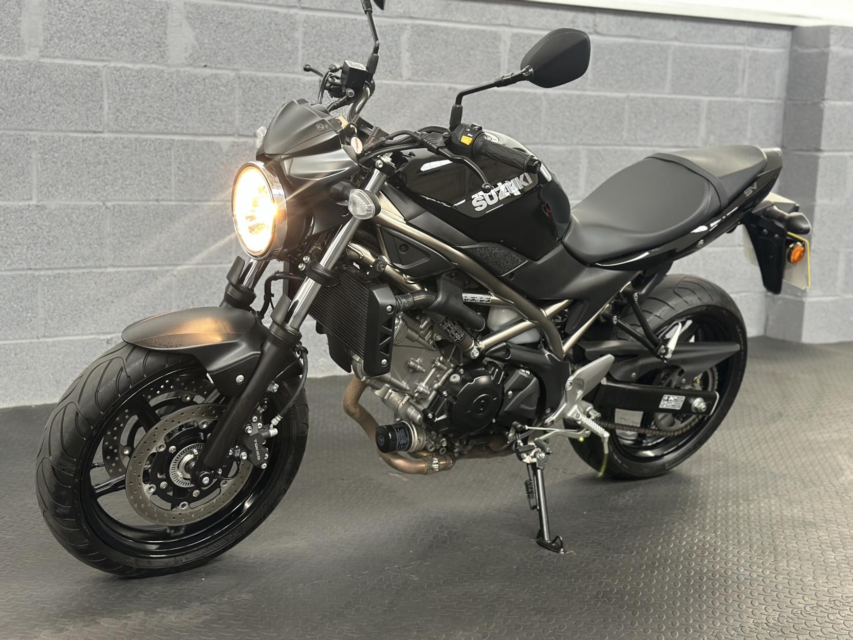 Suzuki SV650 650 Naked Petrol Manual Euro 5 (73 ps)
