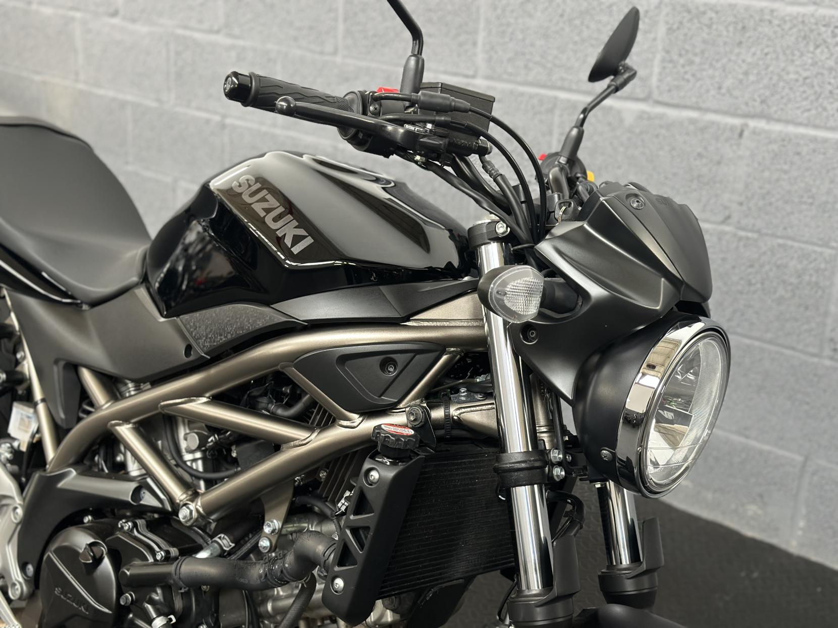 Suzuki SV650 650 Naked Petrol Manual Euro 5 (73 ps)