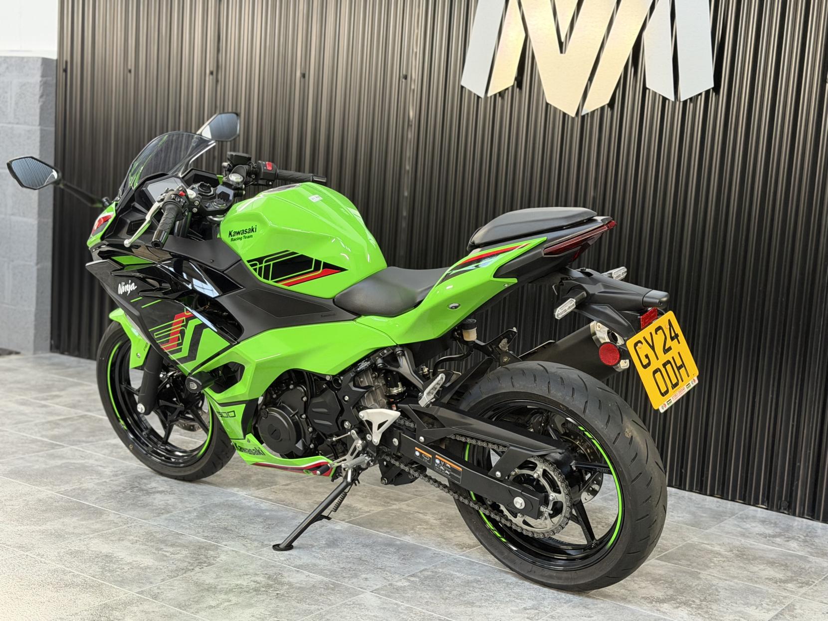 Kawasaki Ninja 500 500 SE Super Sports Petrol Manual Euro 5 (45 ps)