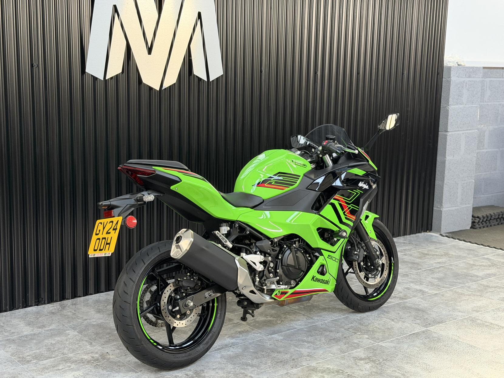Kawasaki Ninja 500 500 SE Super Sports Petrol Manual Euro 5 (45 ps)