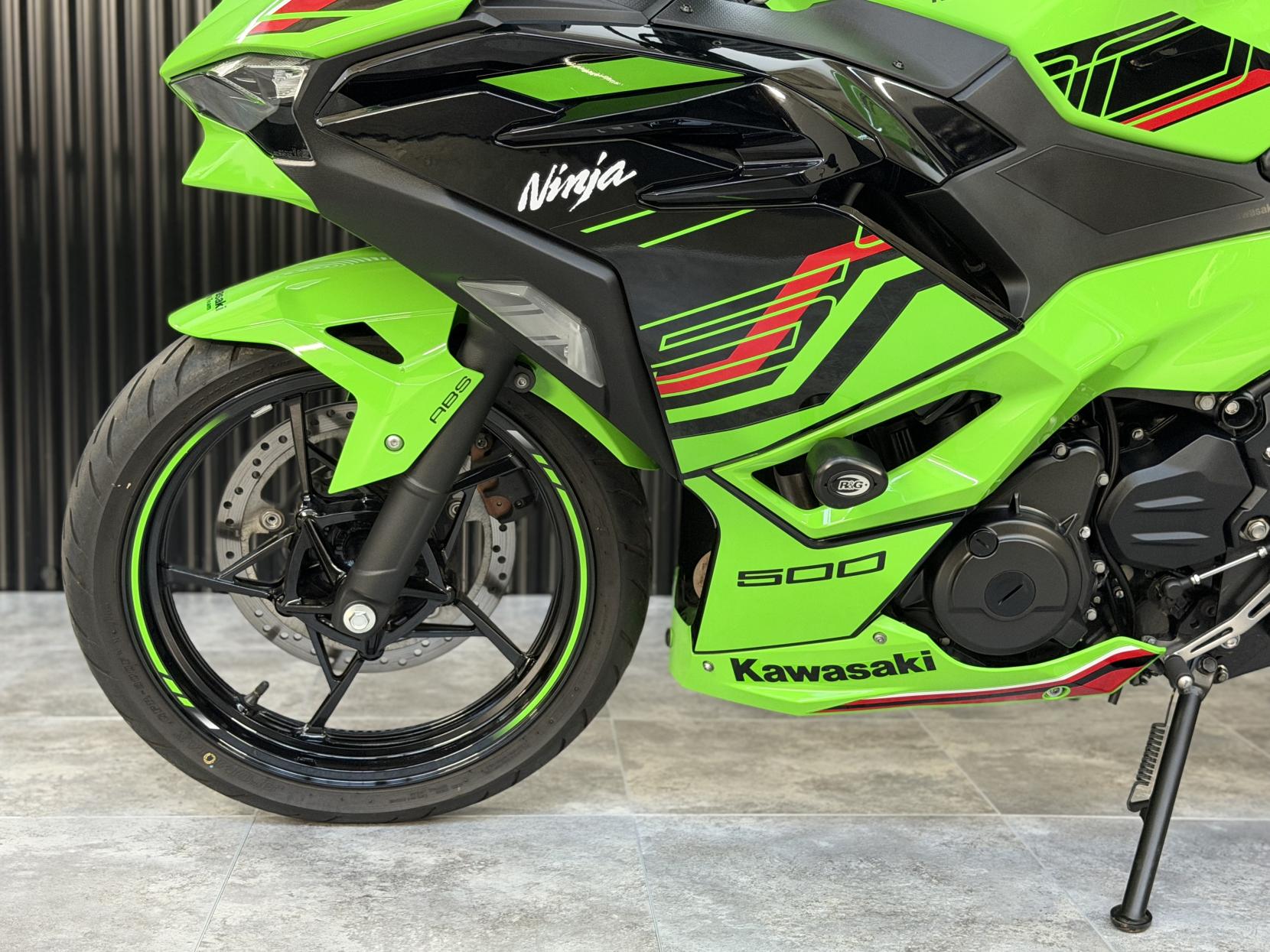 Kawasaki Ninja 500 500 SE Super Sports Petrol Manual Euro 5 (45 ps)