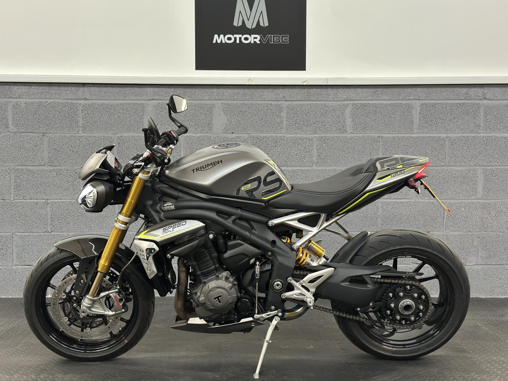 Triumph Speed Triple 1200 1160 RS Naked Petrol Manual Euro 5 (179 ps)