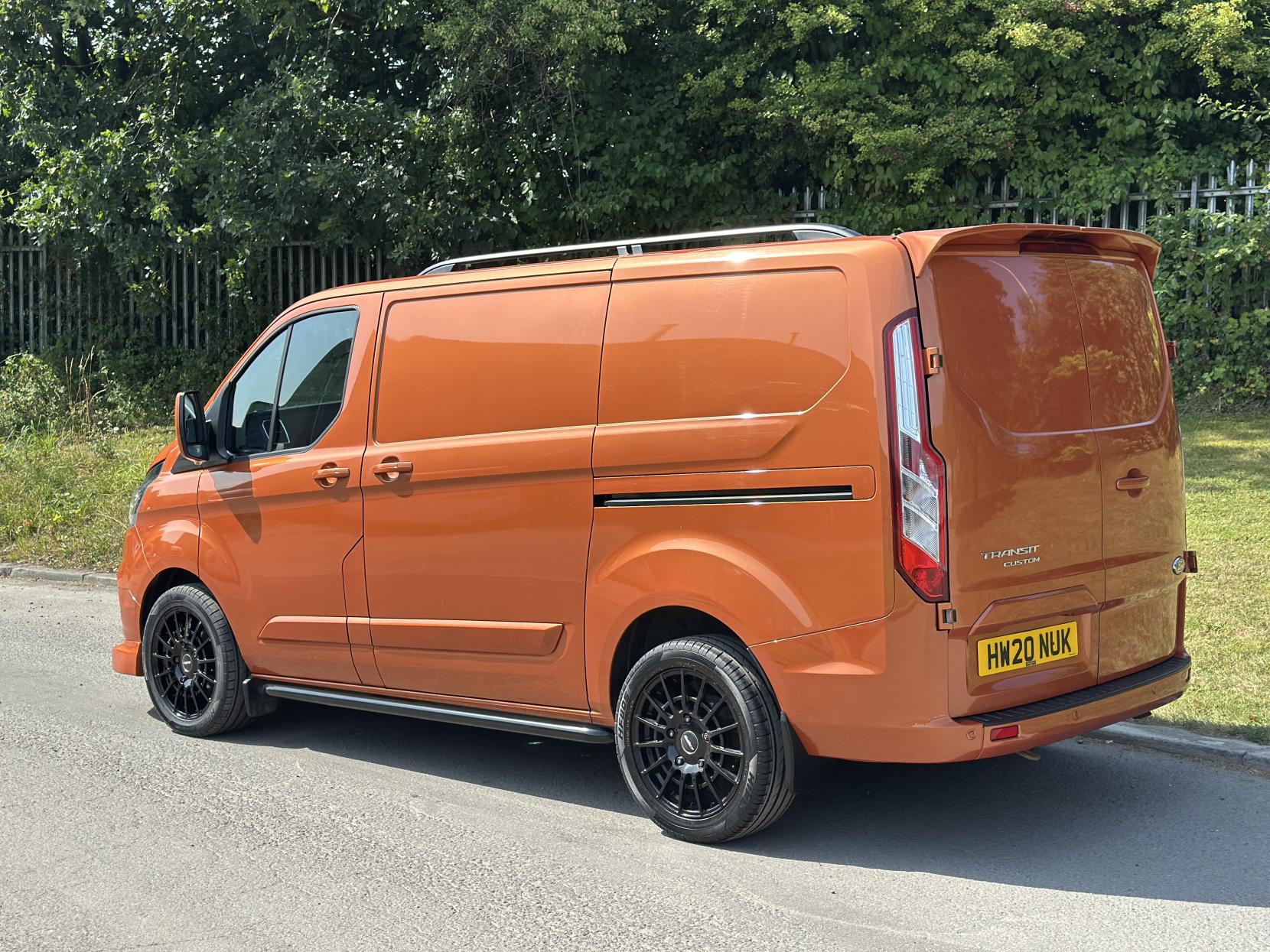 Ford Transit Custom 2.0 300 EcoBlue Limited Panel Van 5dr Diesel Manual L1 H1 Euro 6 (s/s) (170 ps)