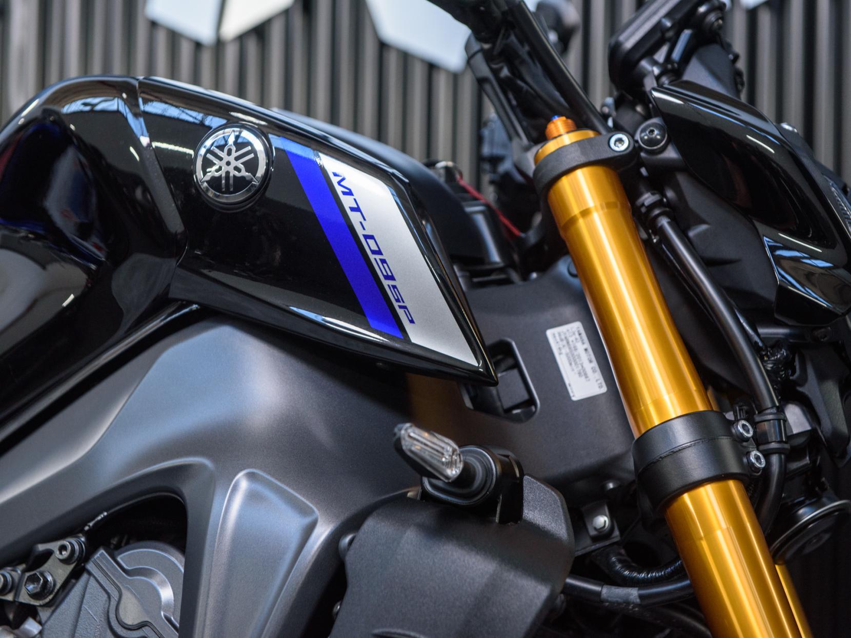 Yamaha MT-09 900 SP Hyper-naked Petrol Manual Euro 5 (119 ps)