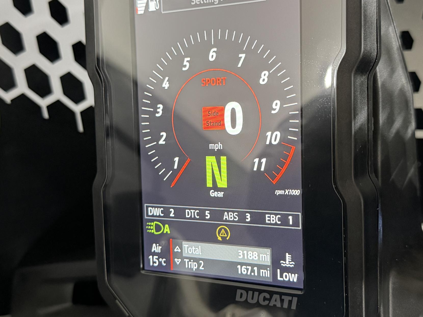 Ducati DesertX 937 Adventure Petrol Ducati Quick Shift Euro 5 (110 ps)