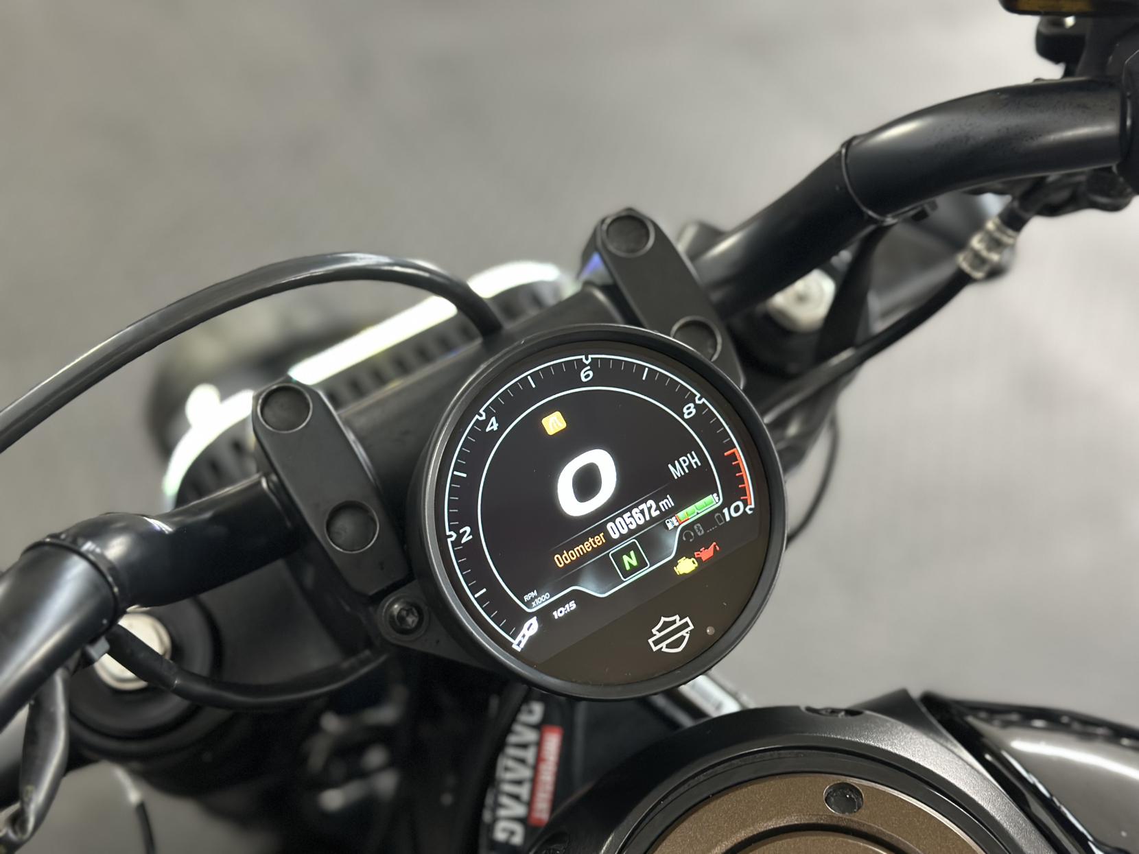 Harley-Davidson Sportster 1250 Sportster S Custom Cruiser Petrol Manual Euro 5 (122 ps)