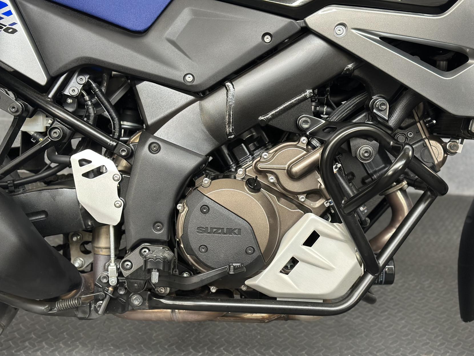 Suzuki V-Strom 1050 1050 XT Tour Adventure Petrol Manual Euro 5 (107 ps)