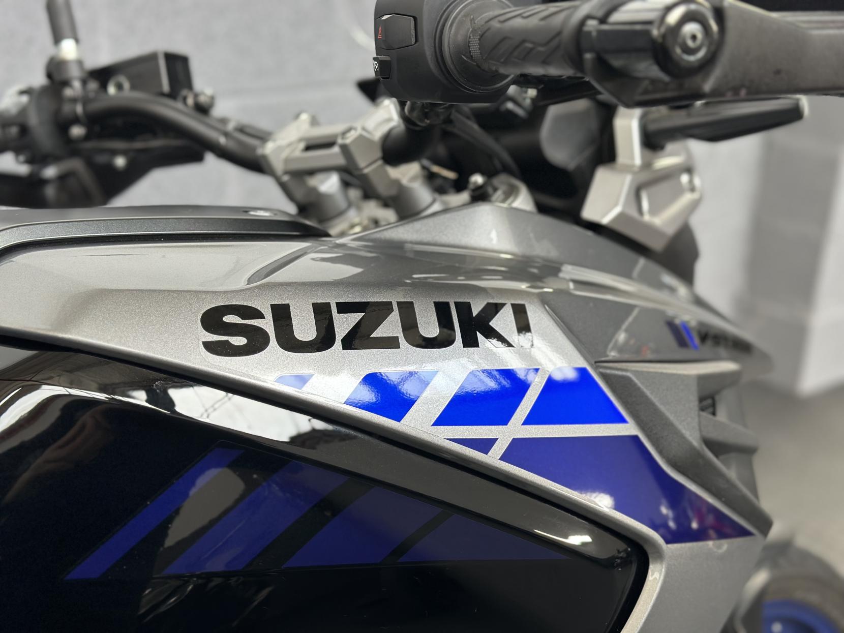 Suzuki V-Strom 1050 1050 XT Tour Adventure Petrol Manual Euro 5 (107 ps)