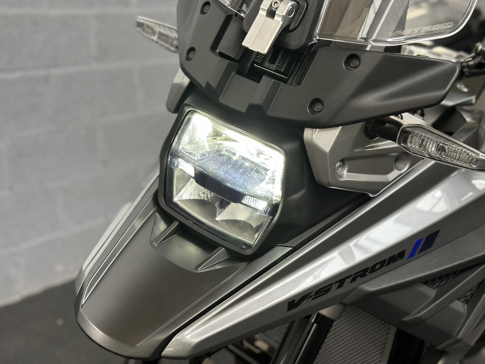 Suzuki V-Strom 1050 1050 XT Tour Adventure Petrol Manual Euro 5 (107 ps)