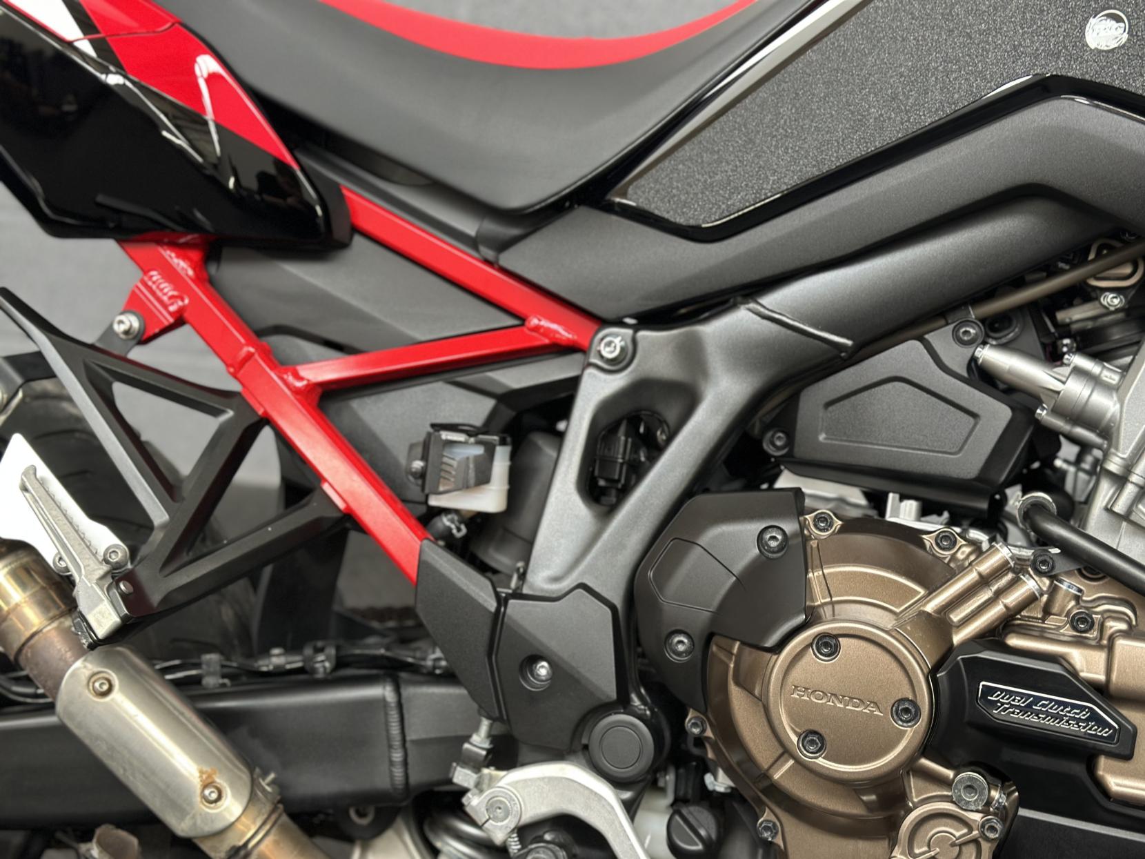 Honda CRF1100L Africa Twin 1100 Adventure Petrol Automatic Euro 5 (102 ps)