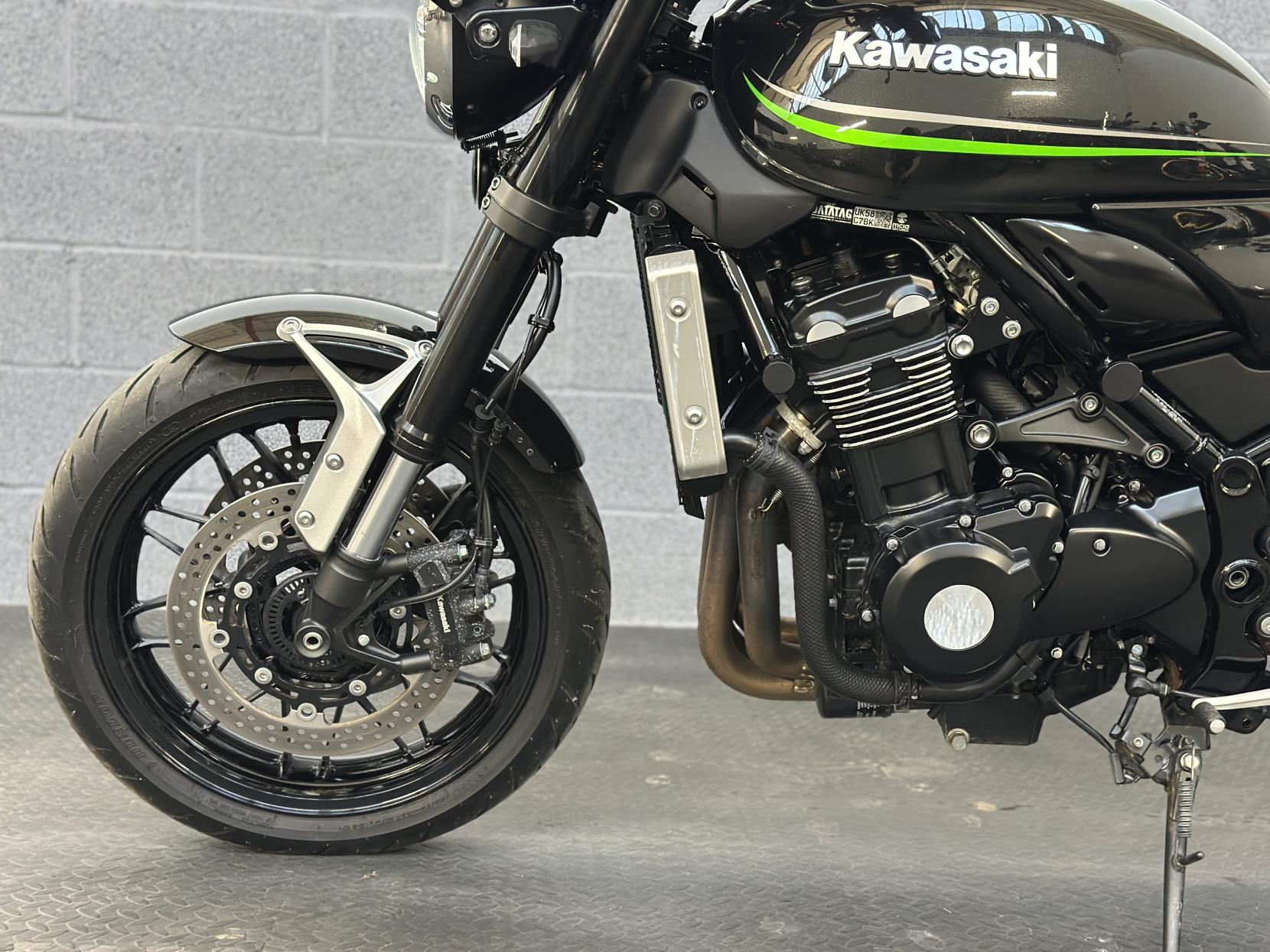 Kawasaki Z900 RS 900 Modern Classic Petrol Manual Euro 5 (111 ps)