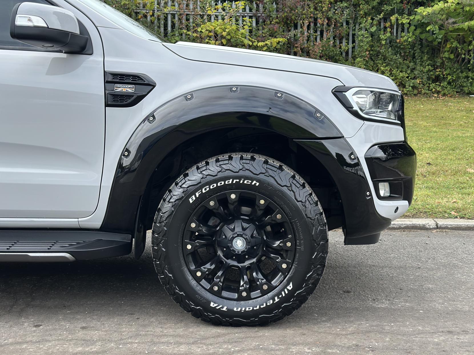 Ford Ranger 3.2 TDCi Wildtrak Pickup Double Cab 4dr Diesel Auto 4WD Euro 5 (200 ps) DERANGED