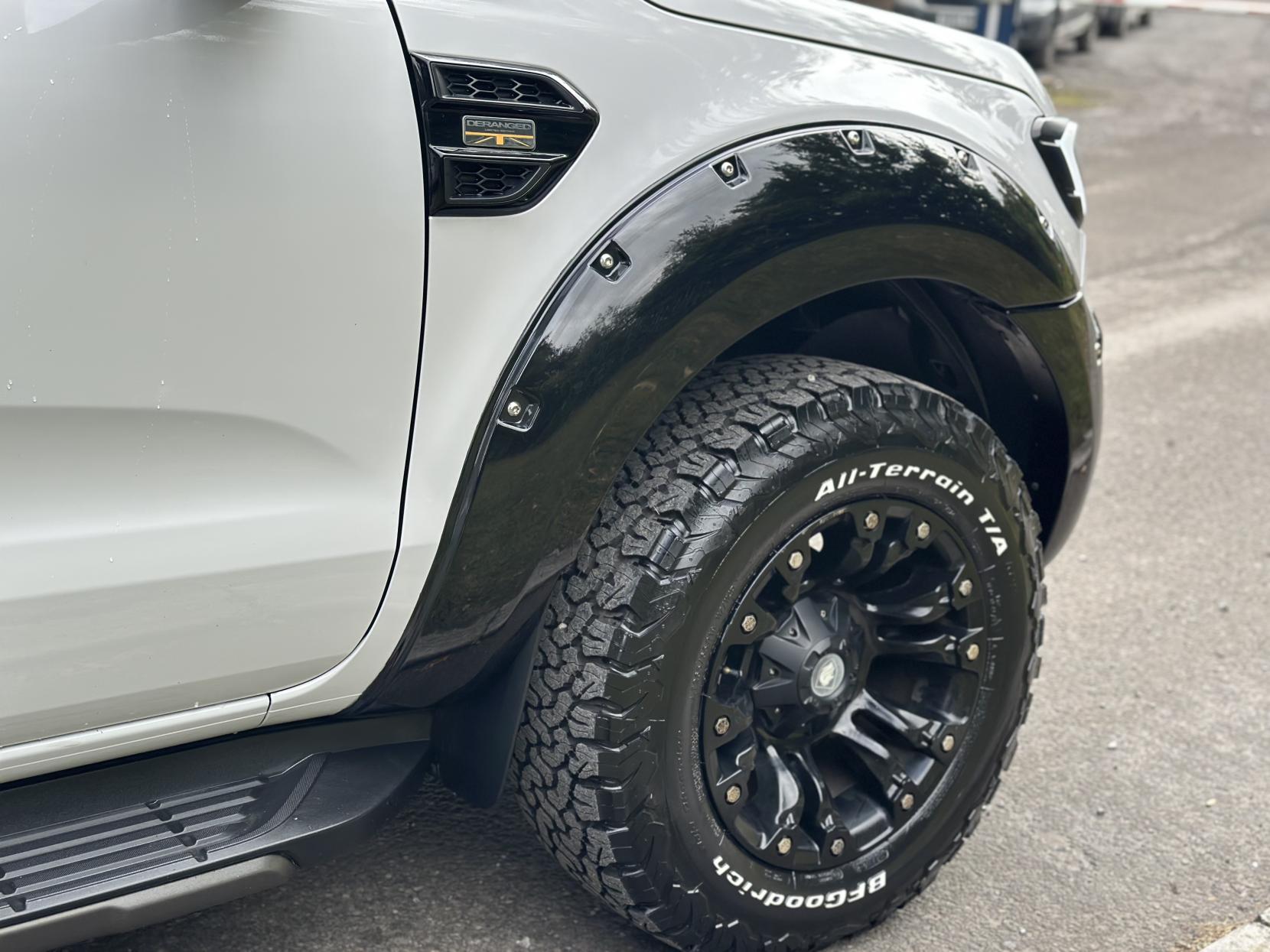 Ford Ranger 3.2 TDCi Wildtrak Pickup Double Cab 4dr Diesel Auto 4WD Euro 5 (200 ps) DERANGED