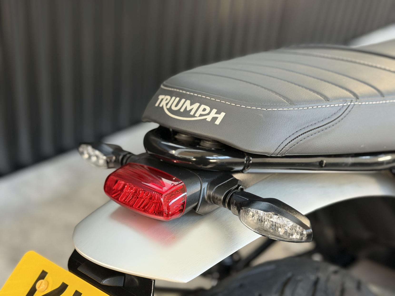 Triumph Speed Twin 1200 1200 Roadster/Retro Petrol Manual O-ring Euro 4 (98 ps)