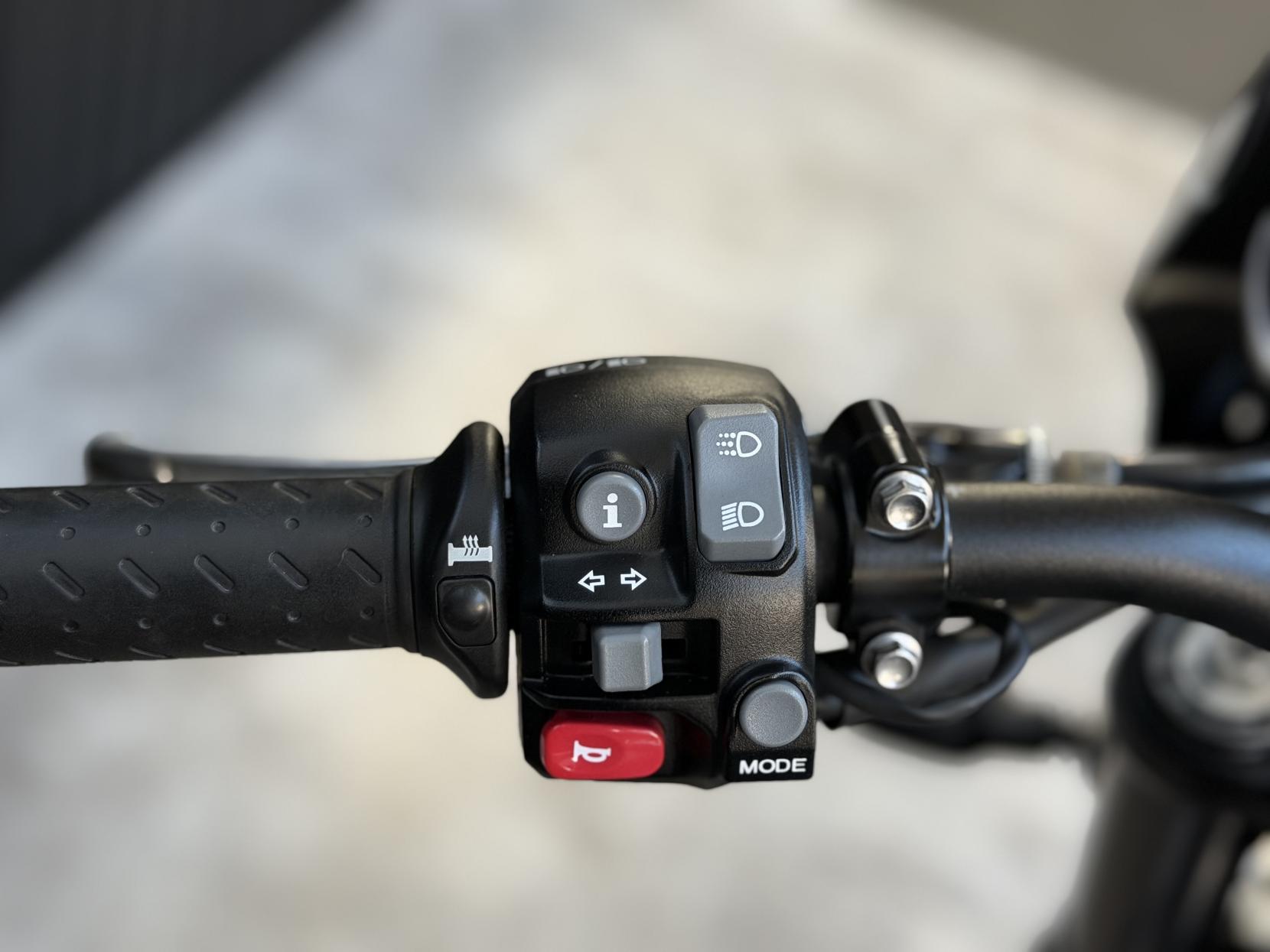 Triumph Speed Twin 1200 1200 Roadster/Retro Petrol Manual O-ring Euro 4 (98 ps)