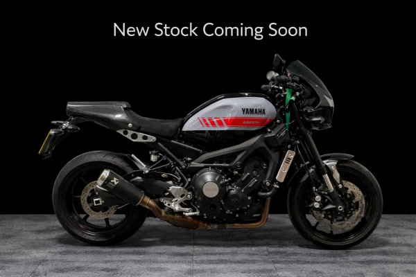 Yamaha XSR900 900 Abarth ABS Roadster/Retro Petrol Manual Euro 4 (116 ps)