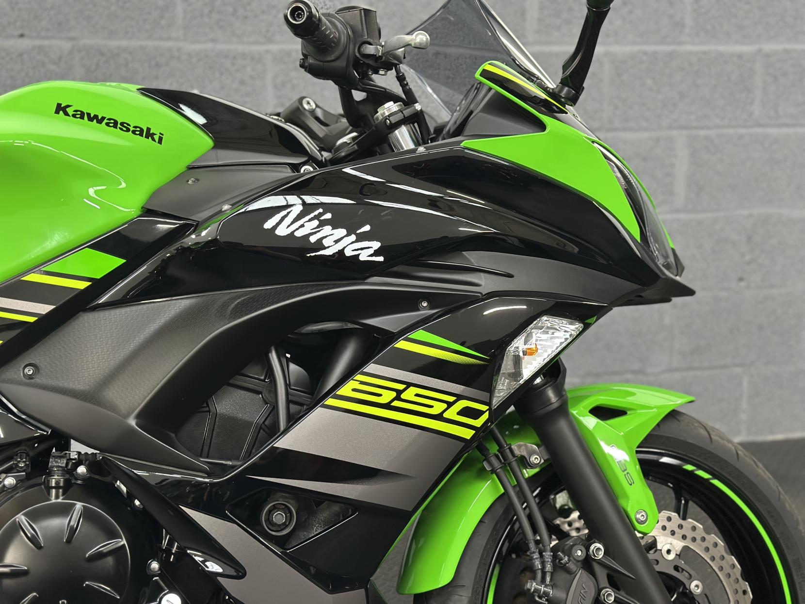 Kawasaki Ninja 650 650 Super Sports Petrol Manual KRT Edition Euro 4 (68 ps)
