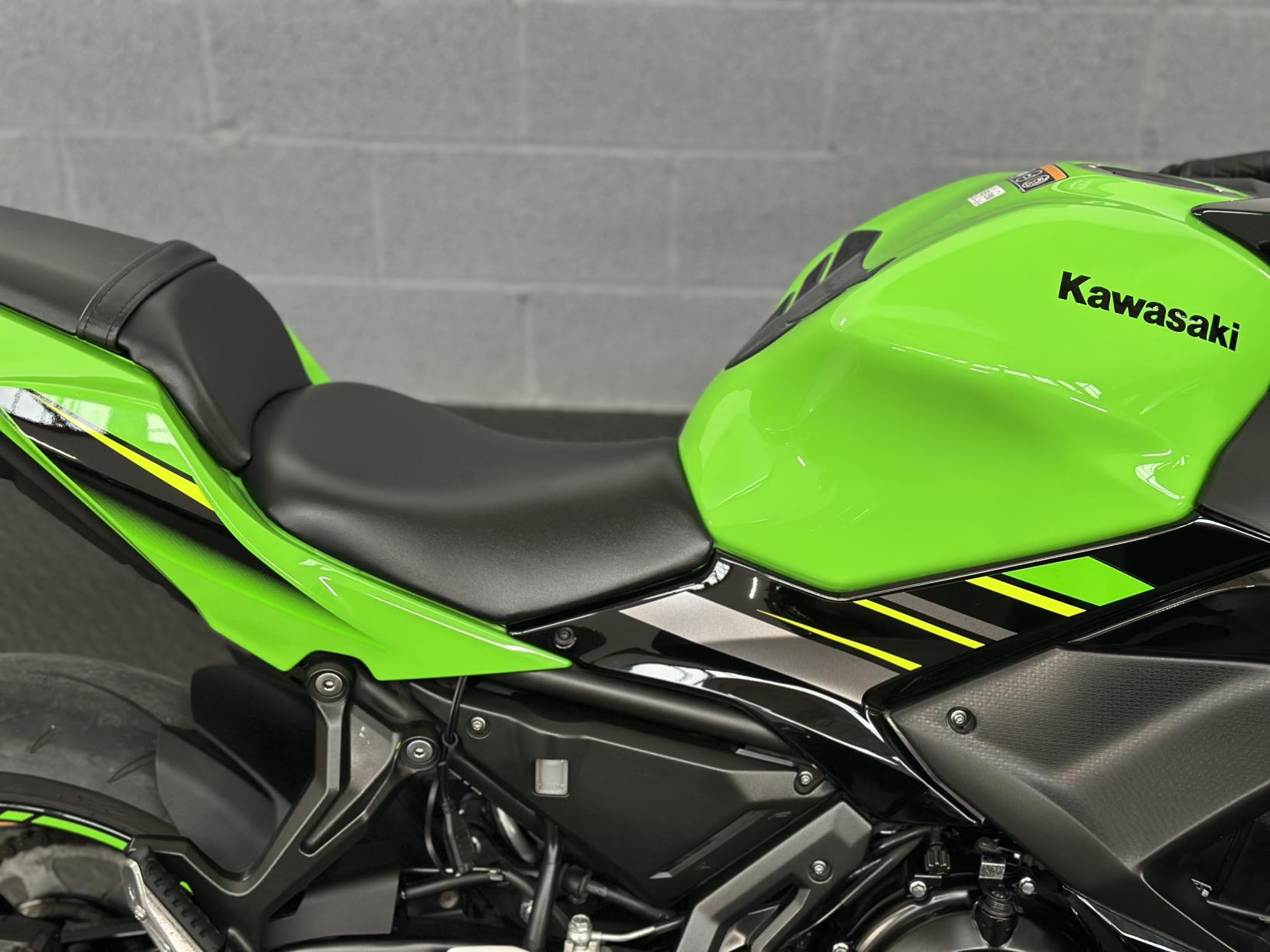 Kawasaki Ninja 650 650 Super Sports Petrol Manual KRT Edition Euro 4 (68 ps)