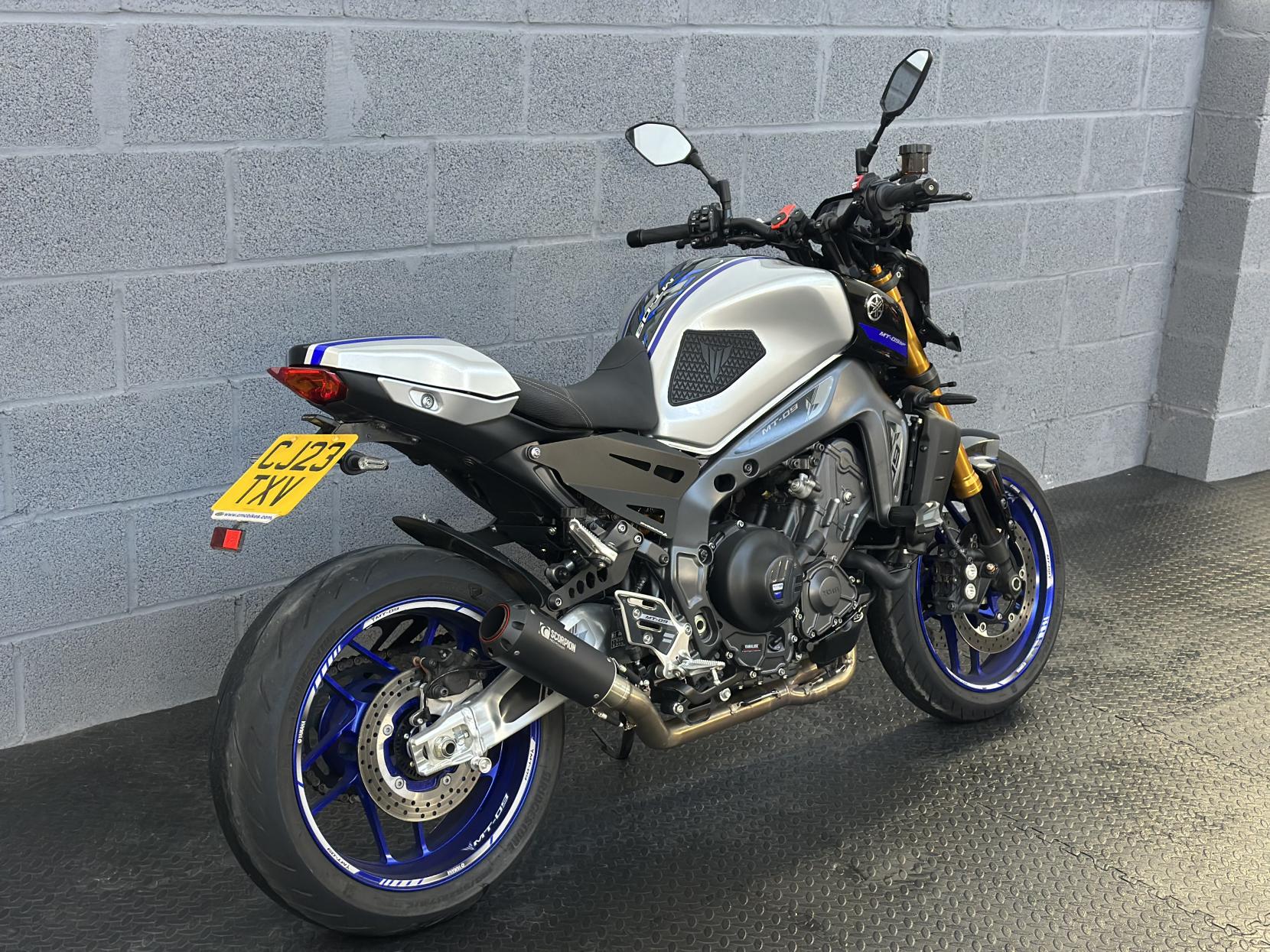 Yamaha MT-09 900 SP Hyper-naked Petrol Manual Euro 5 (119 ps)