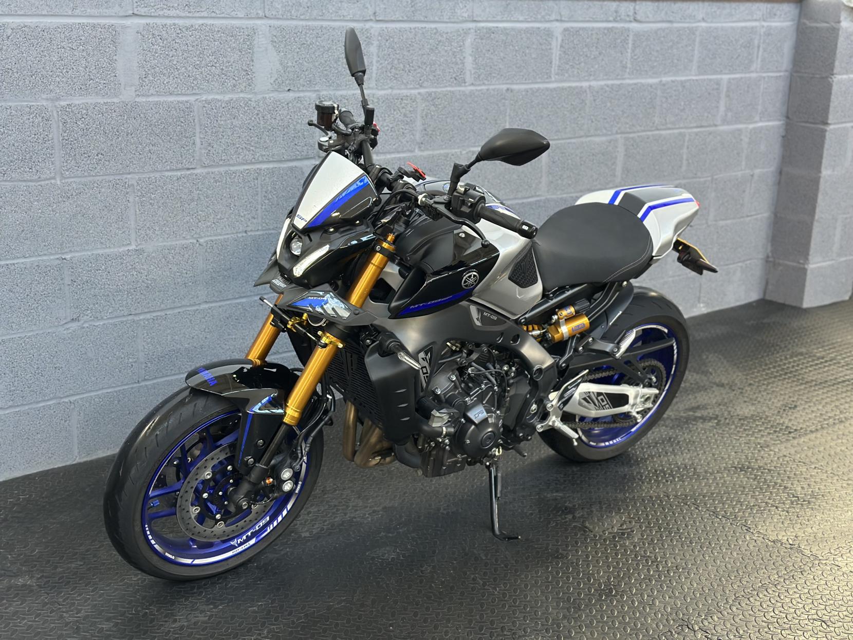 Yamaha MT-09 900 SP Hyper-naked Petrol Manual Euro 5 (119 ps)