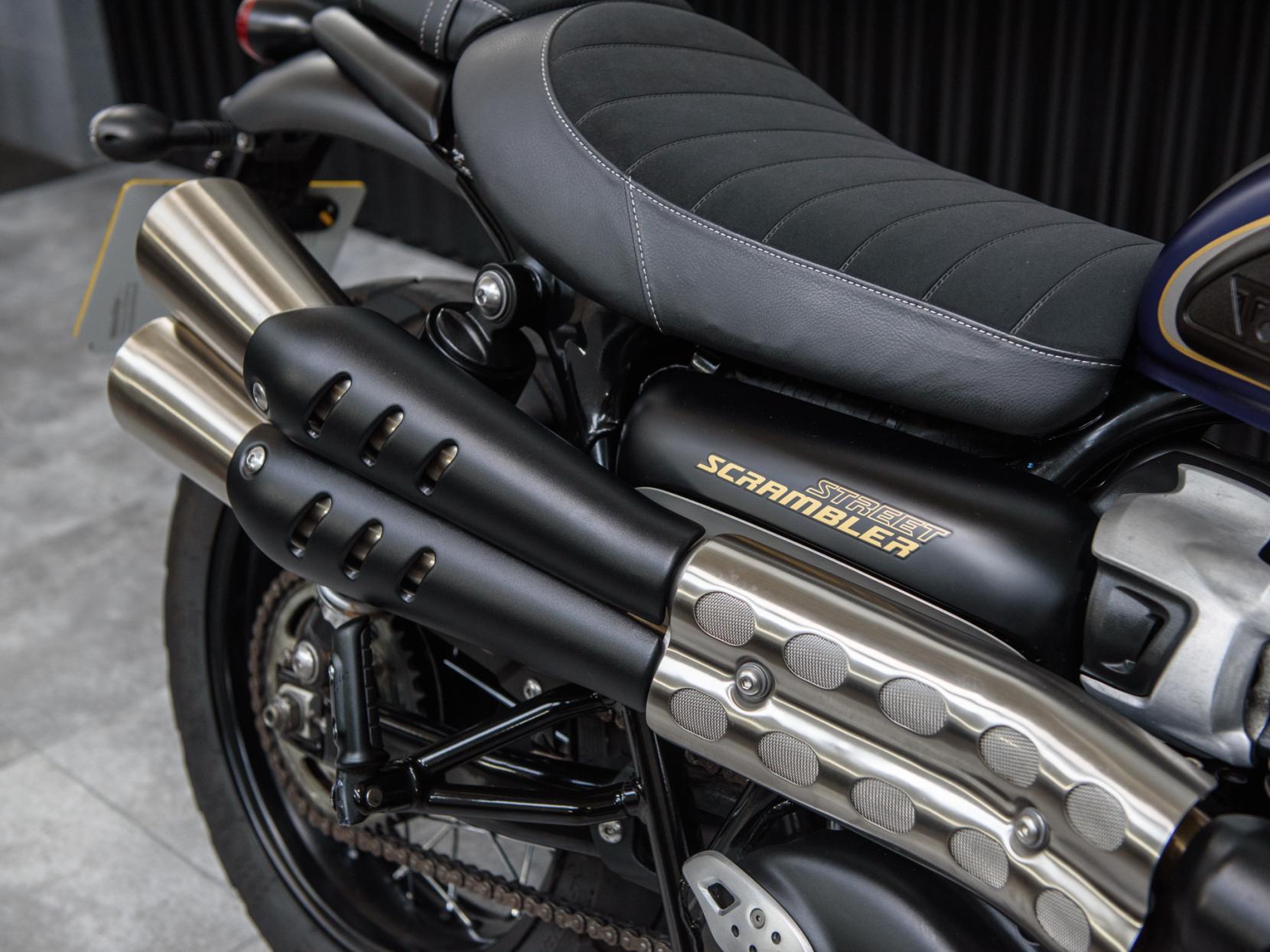 Triumph Street Scrambler 900 Roadster/Retro Petrol Manual Euro 5 (65 ps)