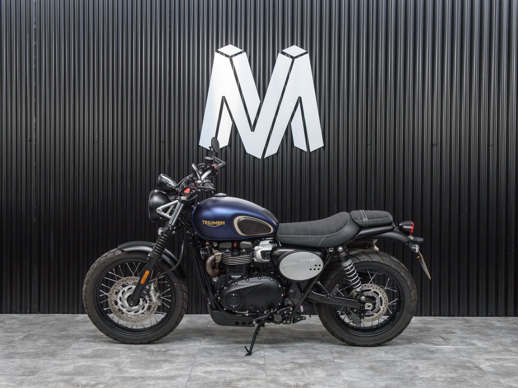 Triumph Street Scrambler 900 Roadster/Retro Petrol Manual Euro 5 (65 ps)