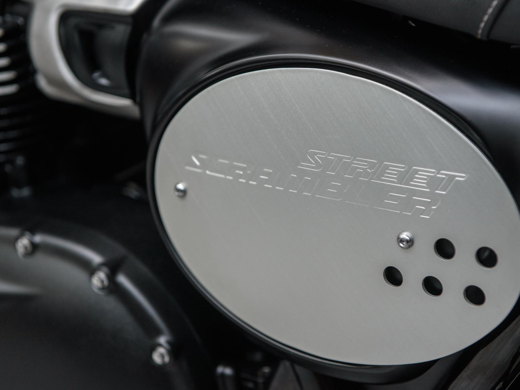 Triumph Street Scrambler 900 Roadster/Retro Petrol Manual Euro 5 (65 ps)