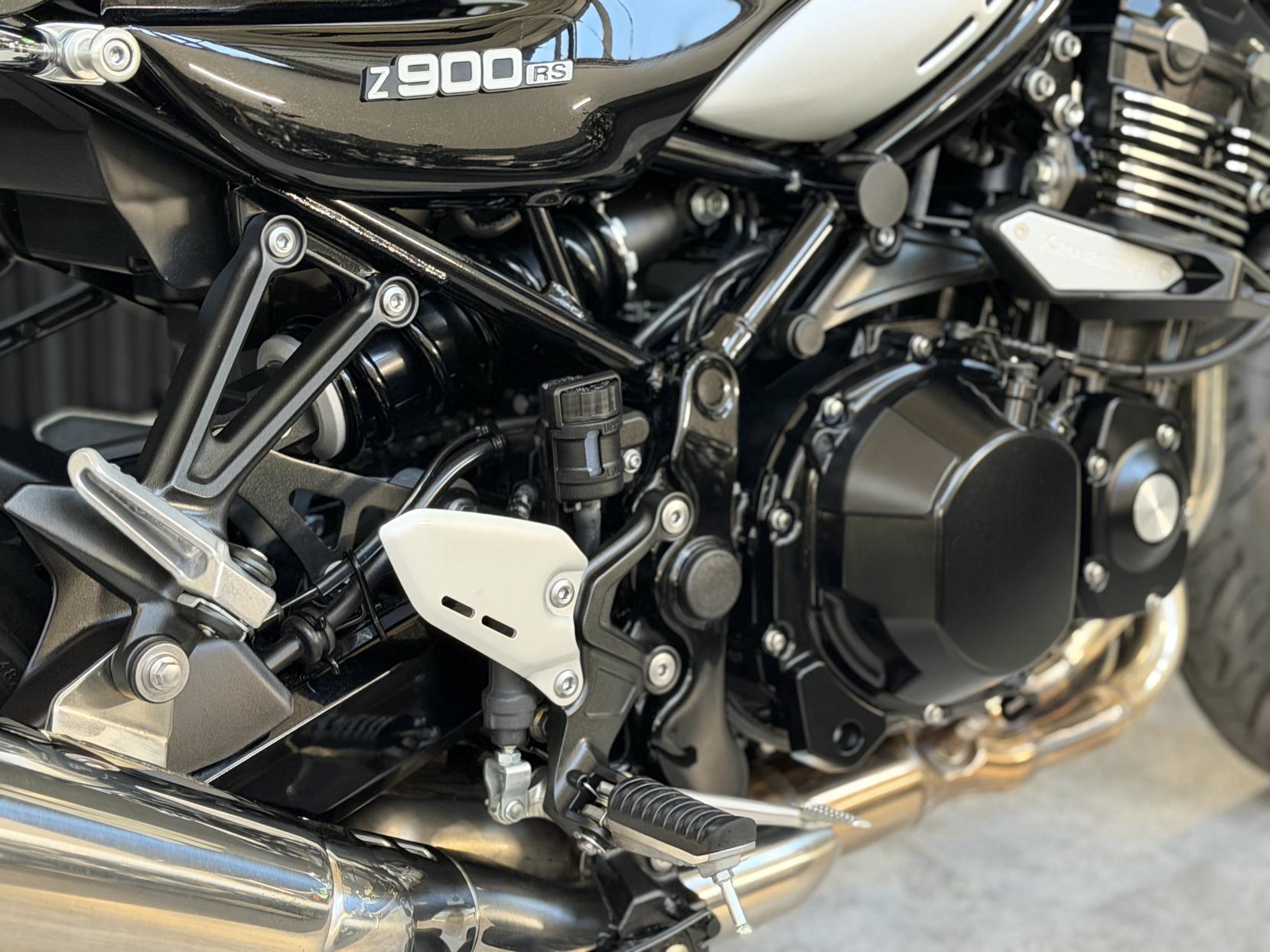 Kawasaki Z900 RS 900 Modern Classic Petrol Manual Euro 5 (111 ps)