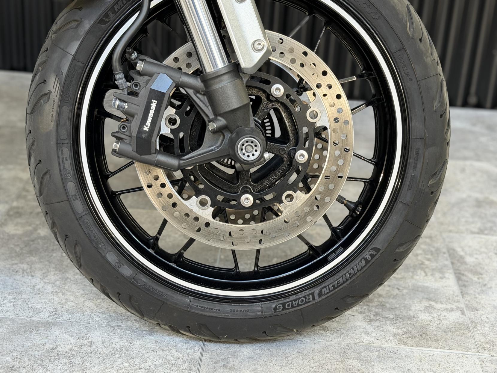 Kawasaki Z900 RS 900 Modern Classic Petrol Manual Euro 5 (111 ps)