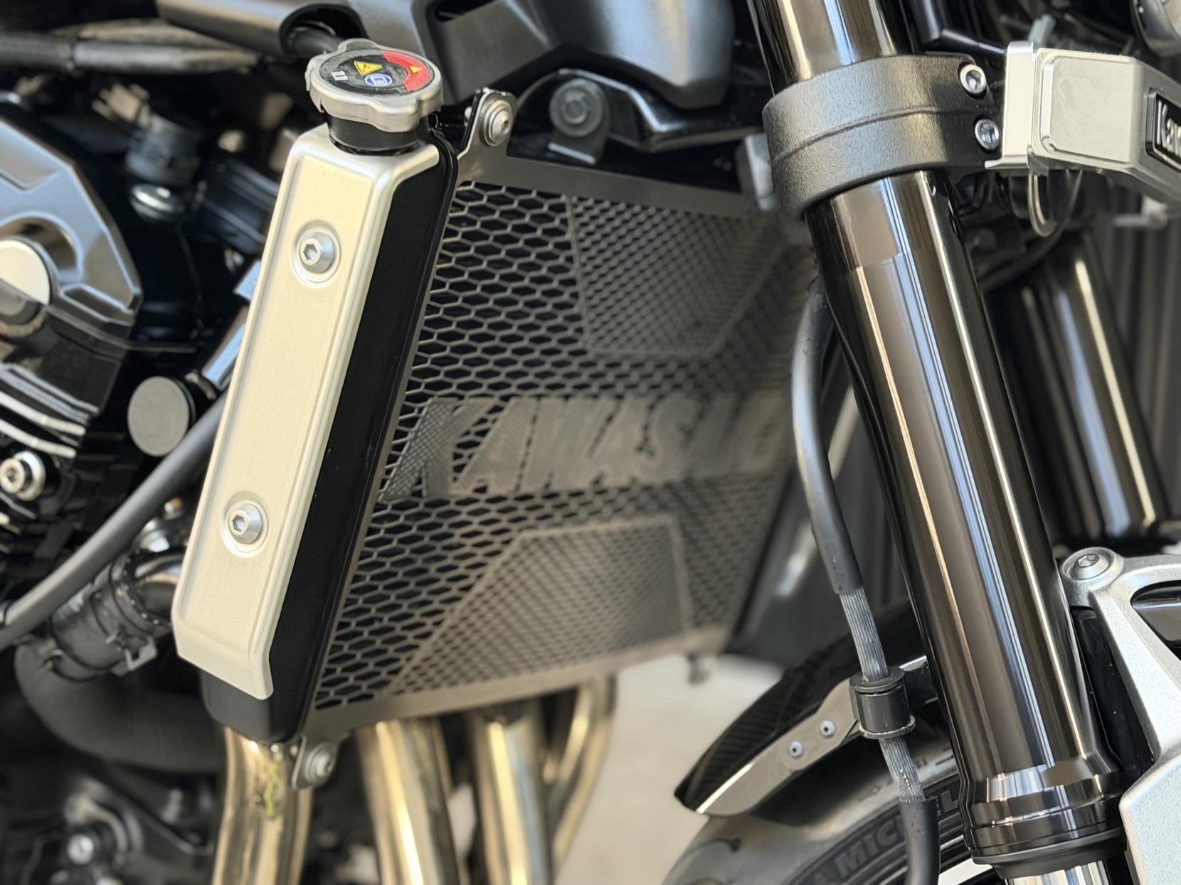 Kawasaki Z900 RS 900 Modern Classic Petrol Manual Euro 5 (111 ps)