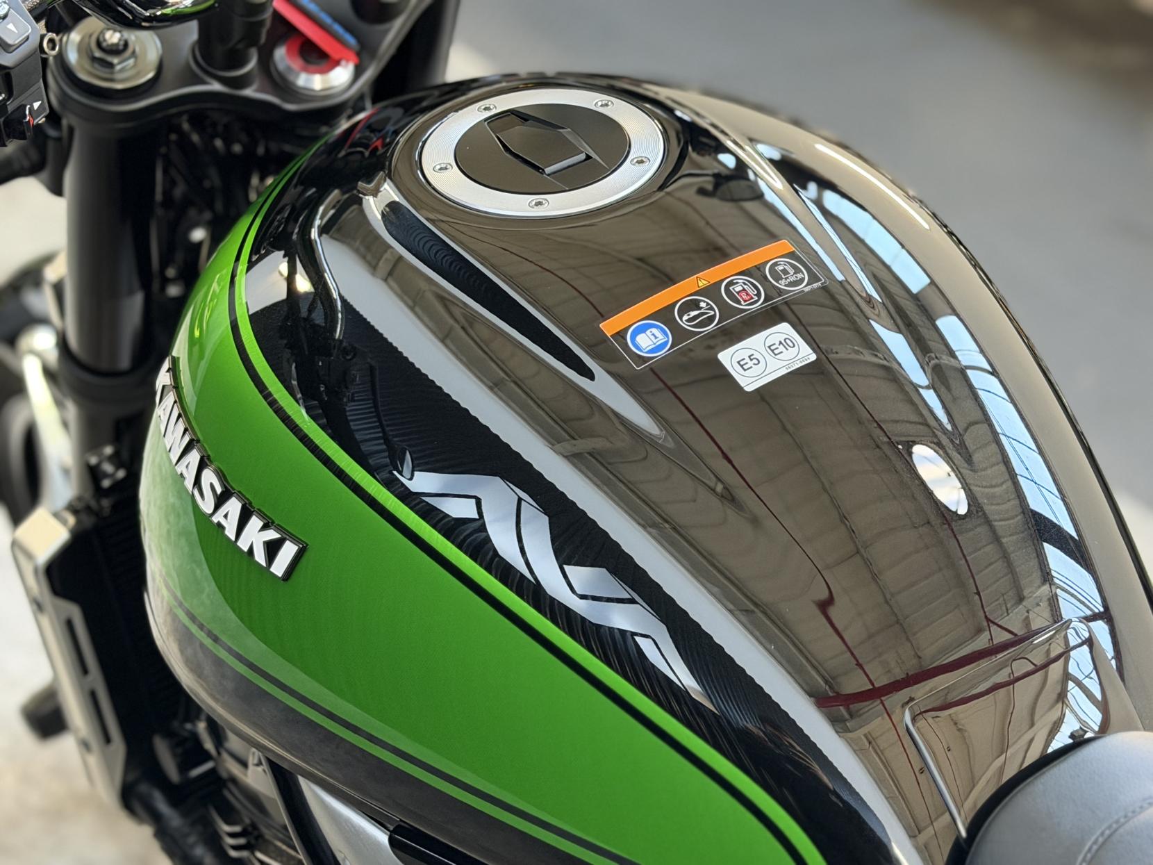 Kawasaki Z900 RS 900 Modern Classic Petrol Manual Euro 5 (111 ps)