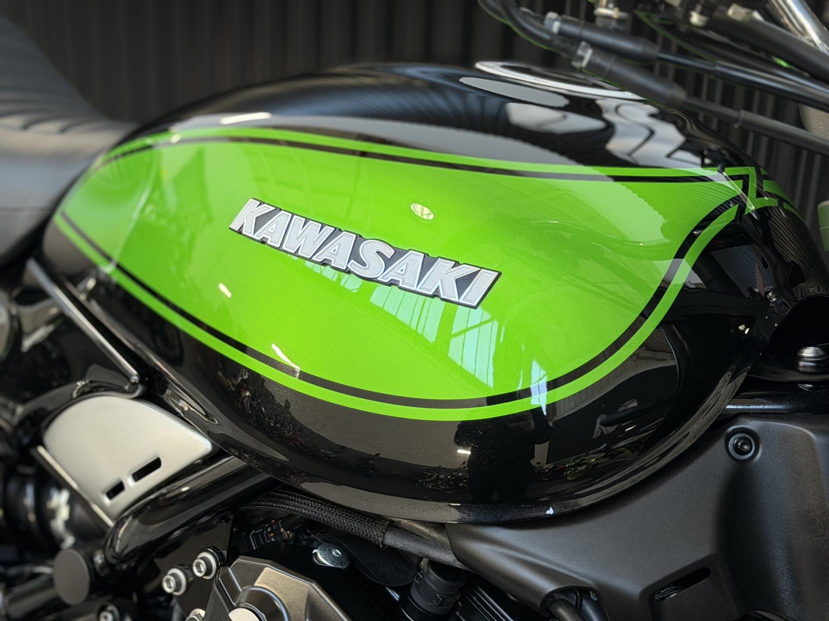Kawasaki Z900 RS 900 Modern Classic Petrol Manual Euro 5 (111 ps)