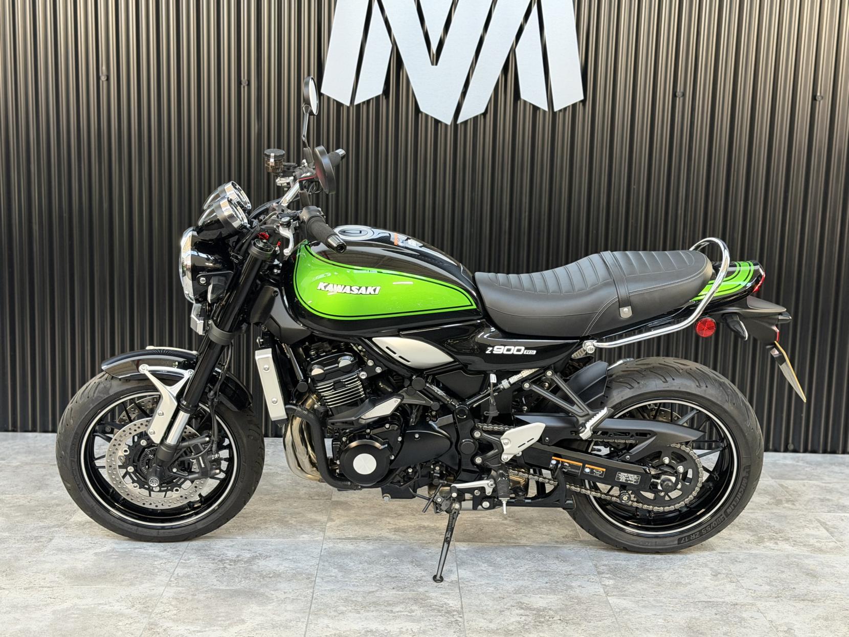 Kawasaki Z900 RS 900 Modern Classic Petrol Manual Euro 5 (111 ps)