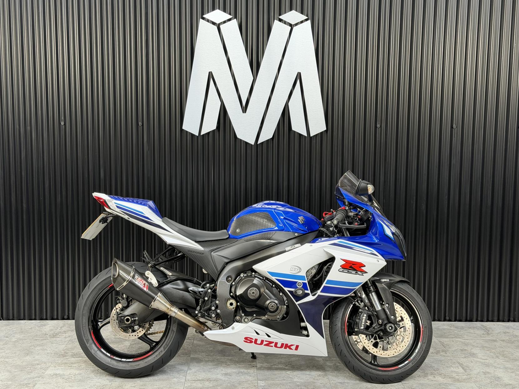 Suzuki GSX-R1000 1000 Super Sports Petrol Manual Euro 4 (184 ps)