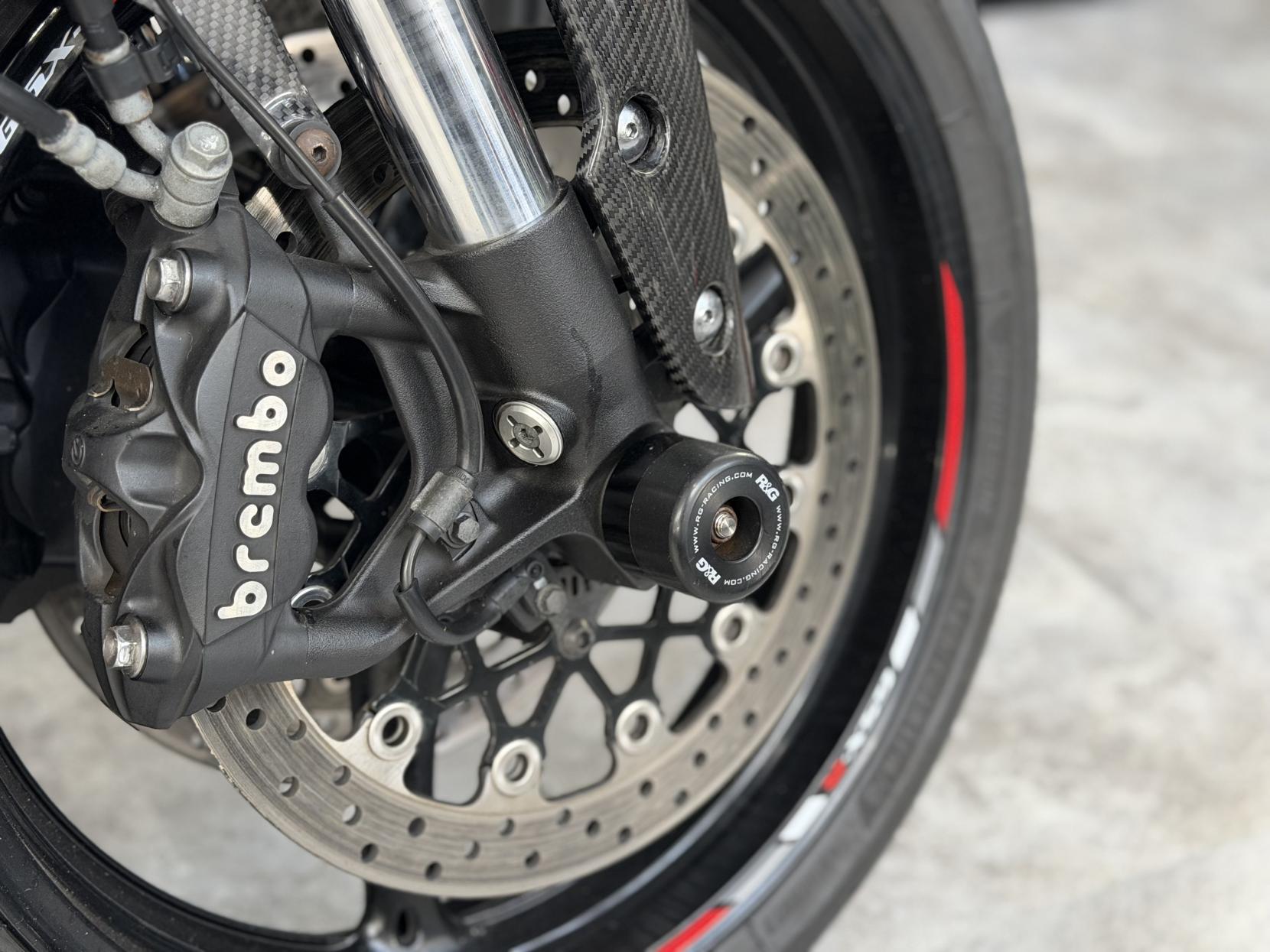 Suzuki GSX-R1000 1000 Super Sports Petrol Manual Euro 4 (184 ps)