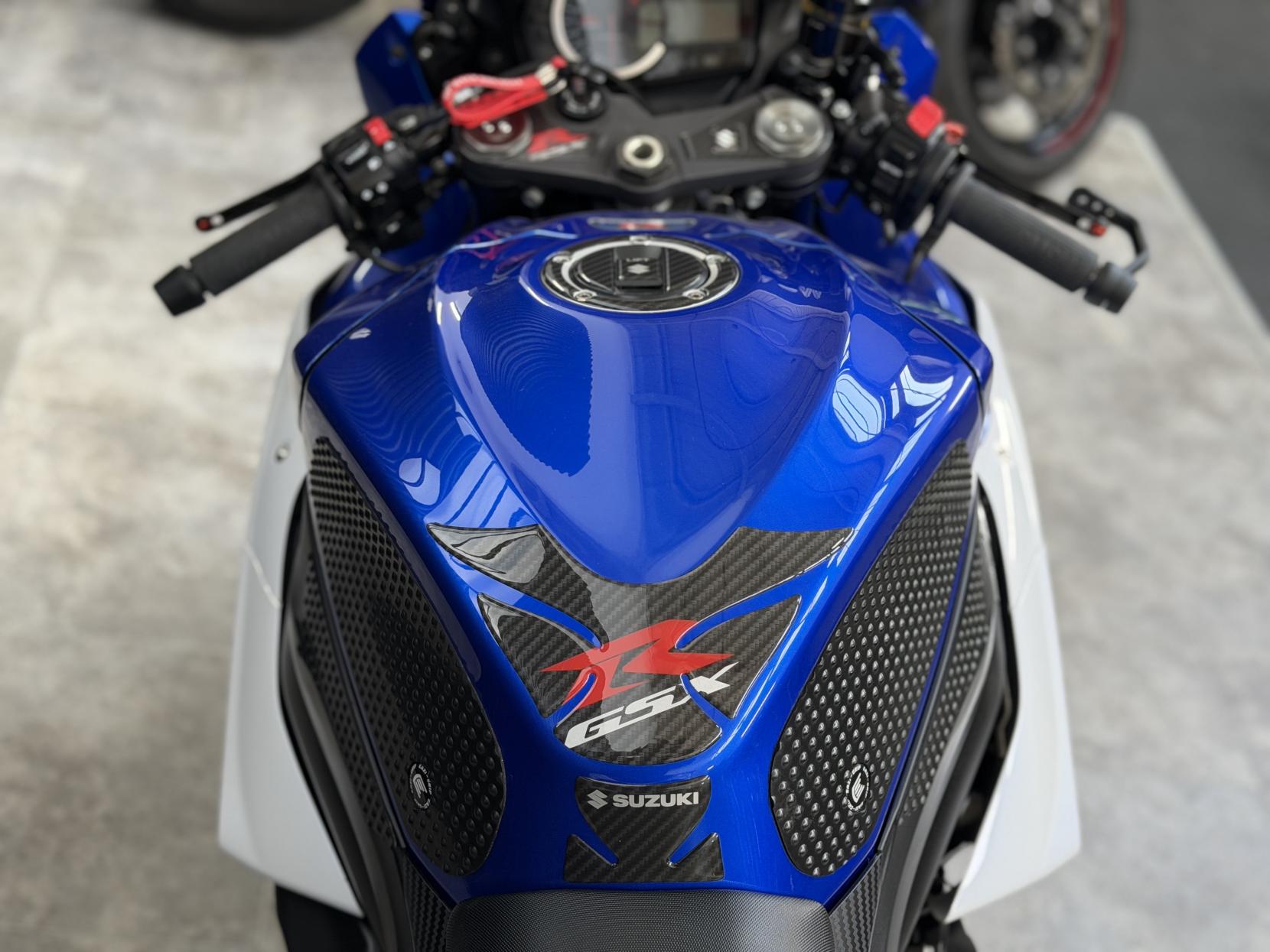 Suzuki GSX-R1000 1000 Super Sports Petrol Manual Euro 4 (184 ps)