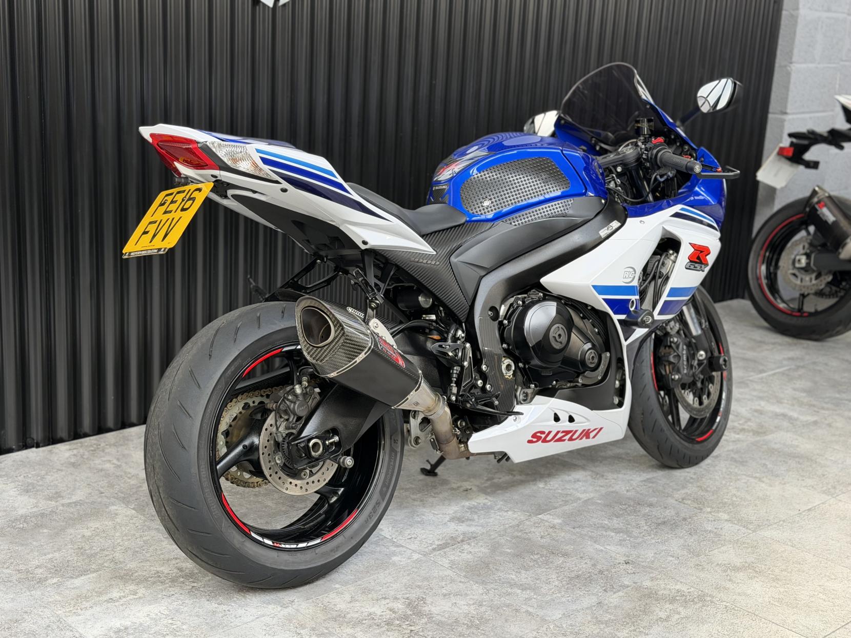 Suzuki GSX-R1000 1000 Super Sports Petrol Manual Euro 4 (184 ps)