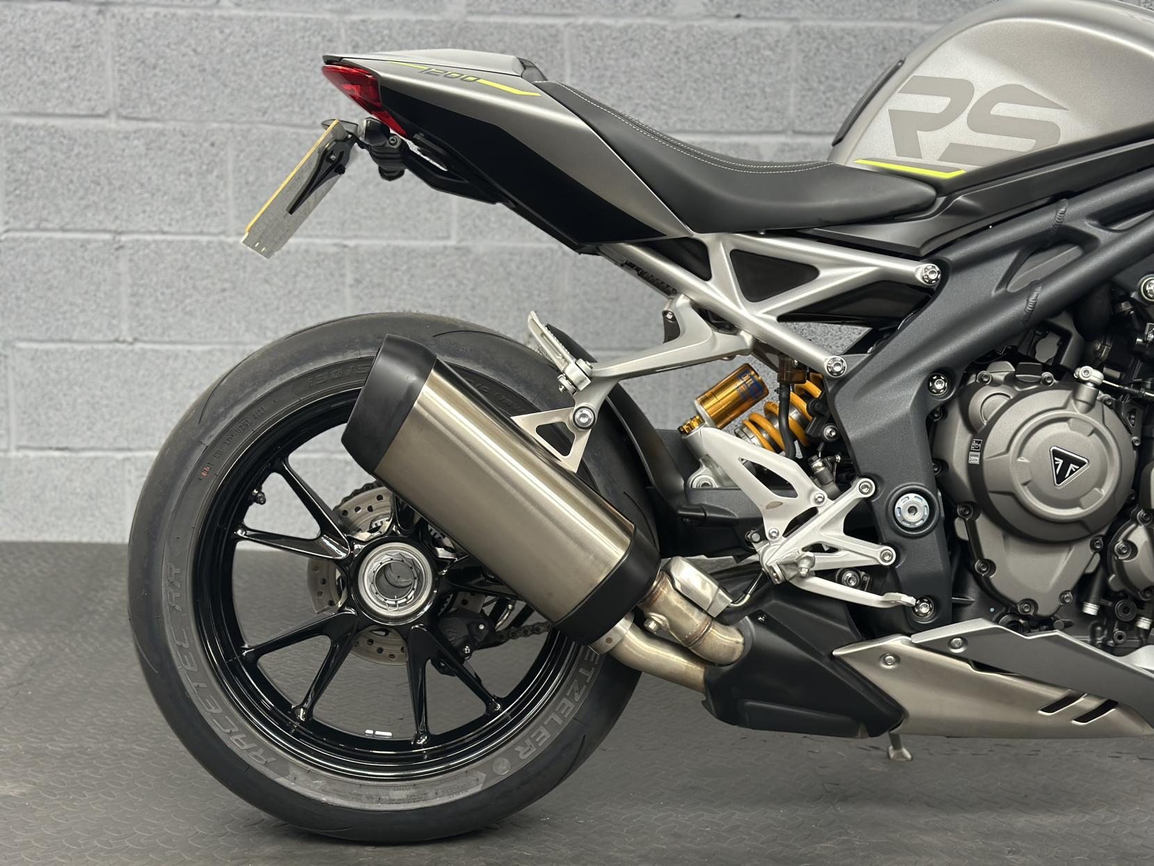 Triumph Speed Triple 1200 1160 RS Naked Petrol Manual Euro 5 (179 ps)