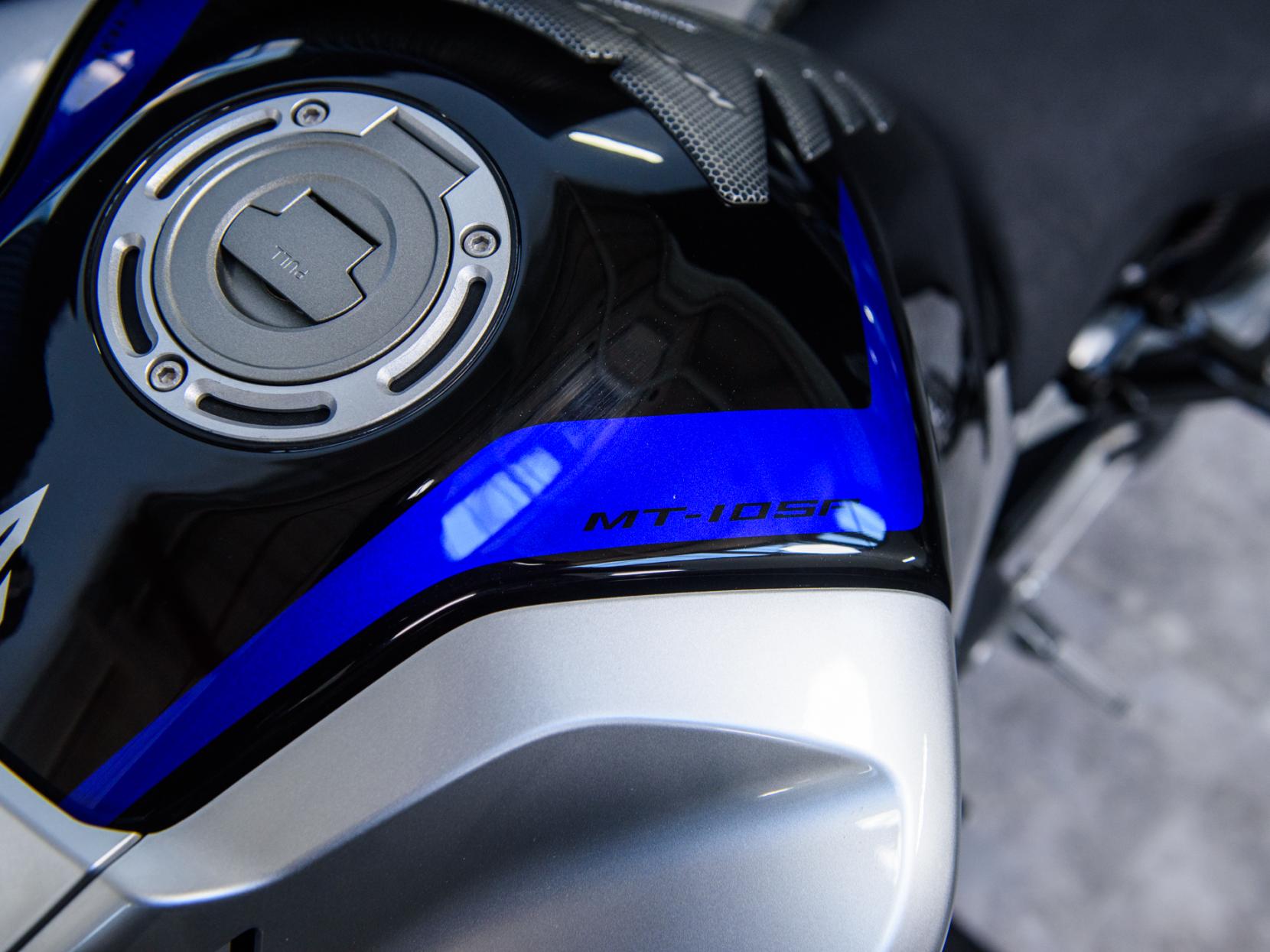 Yamaha MT-10 1000 SP Hyper-naked Petrol Manual Euro 4 (162 ps)