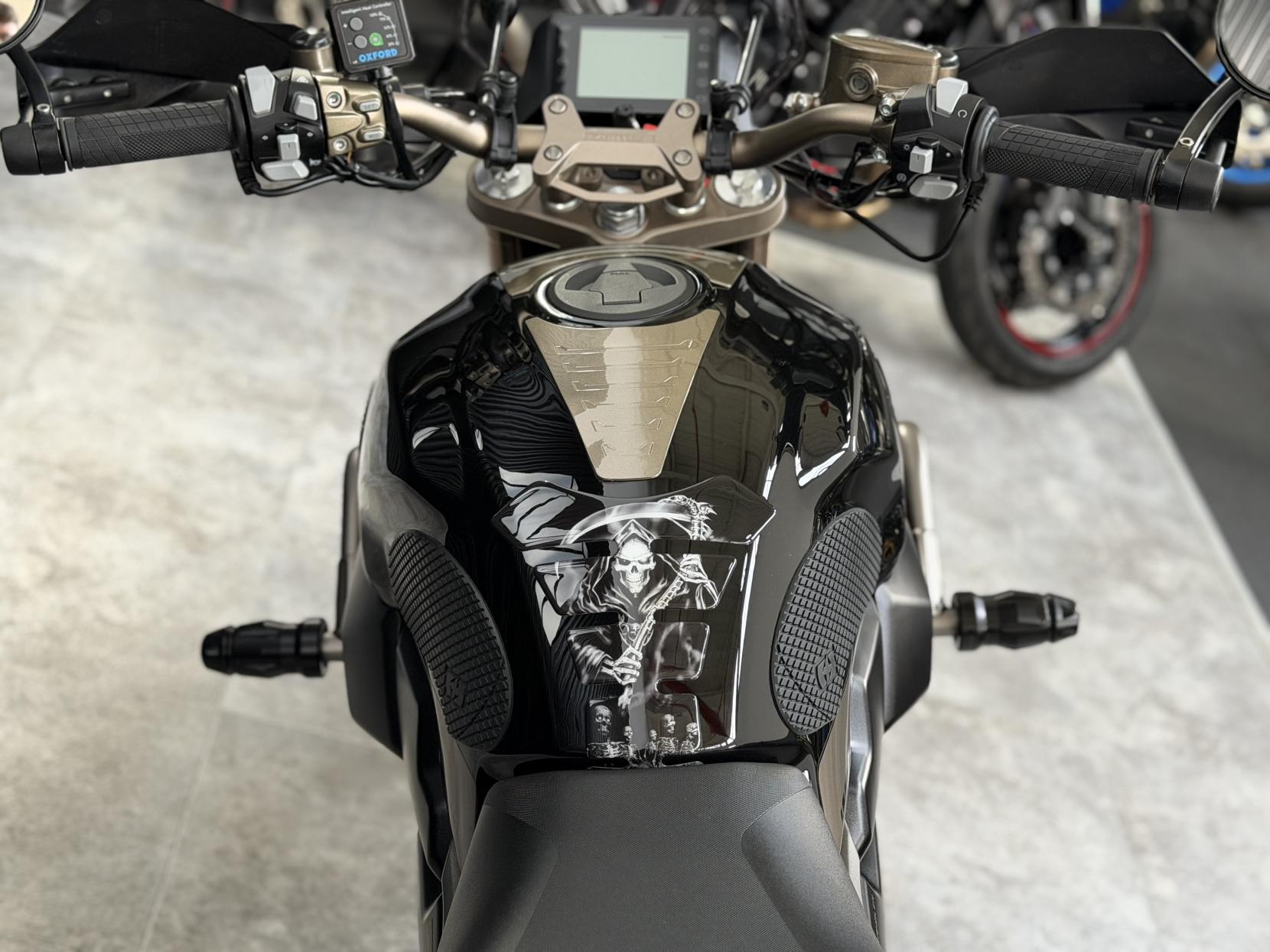 Zontes ZT125-G1 125 Naked Petrol Manual Euro 5 (15 ps)