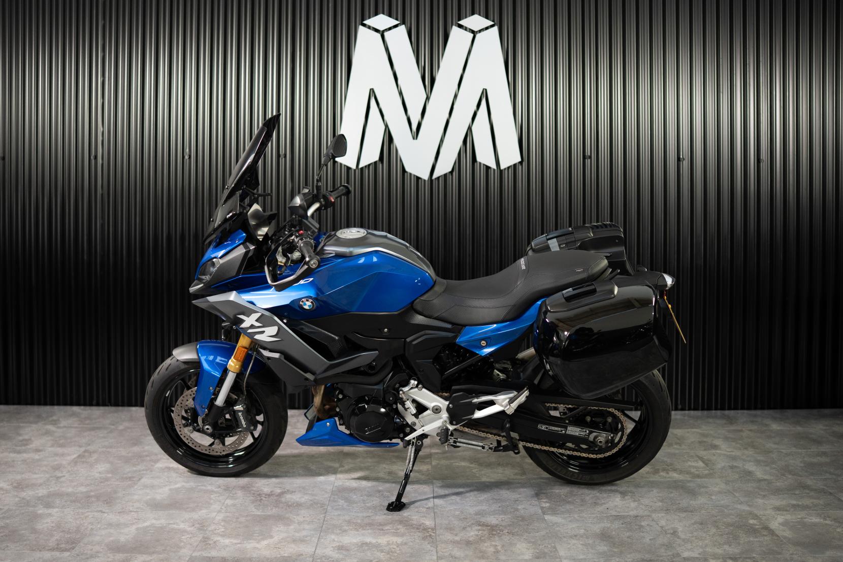 BMW F 900 XR 900 Sports Tourer Petrol Manual Euro 5 (105 ps)