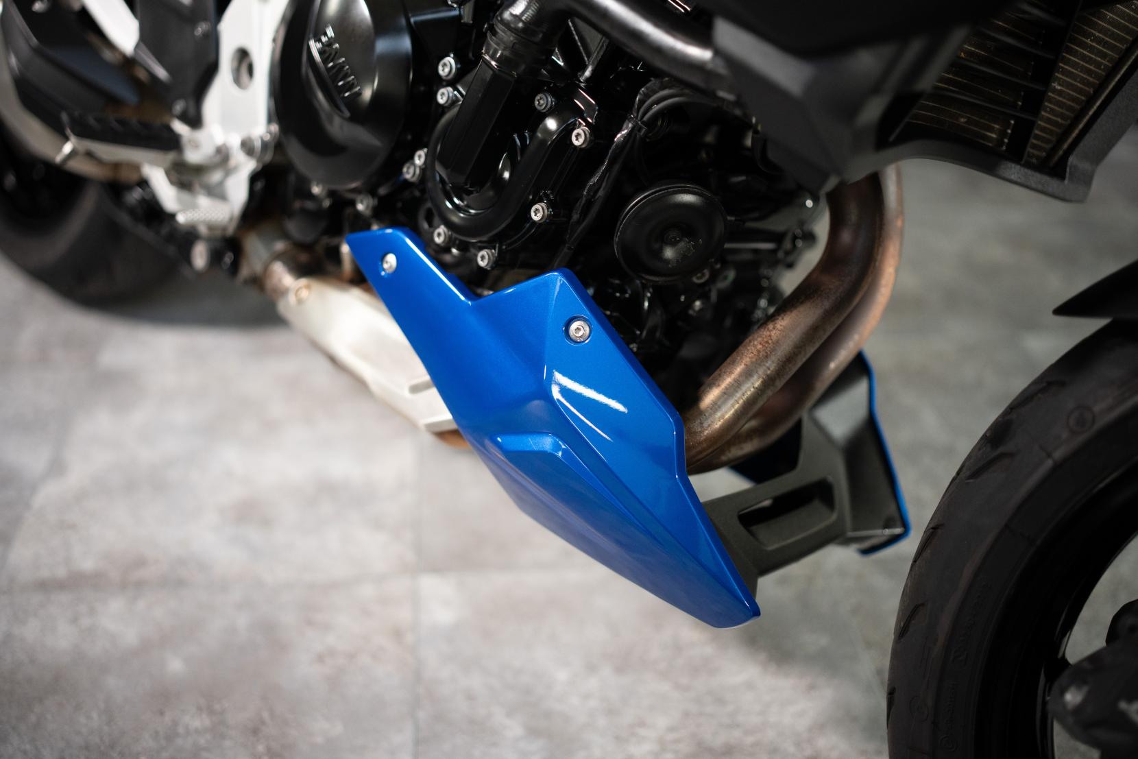 BMW F 900 XR 900 Sports Tourer Petrol Manual Euro 5 (105 ps)