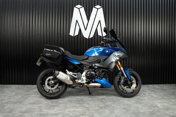 BMW F 900 XR 900 Sports Tourer Petrol Manual Euro 5 (105 ps)