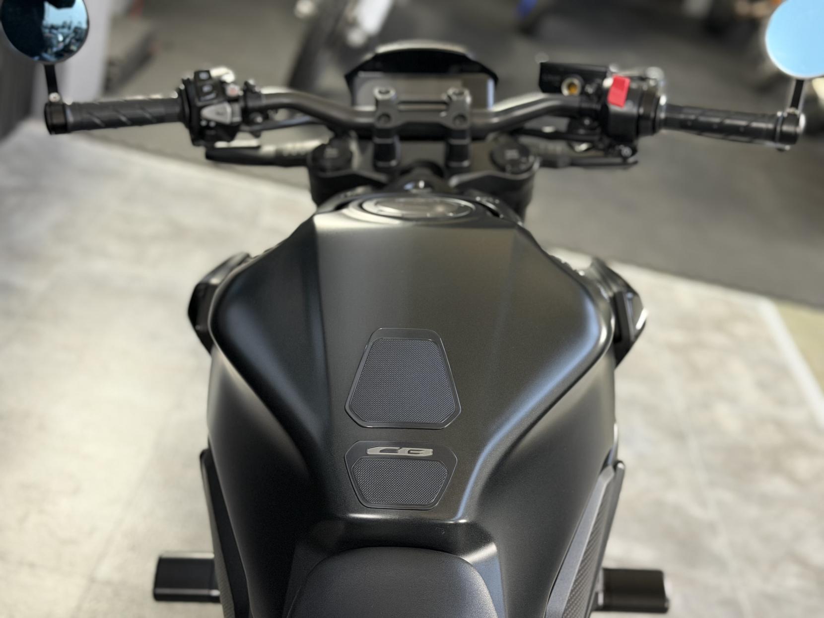Honda CB650R Naked (2020 - )