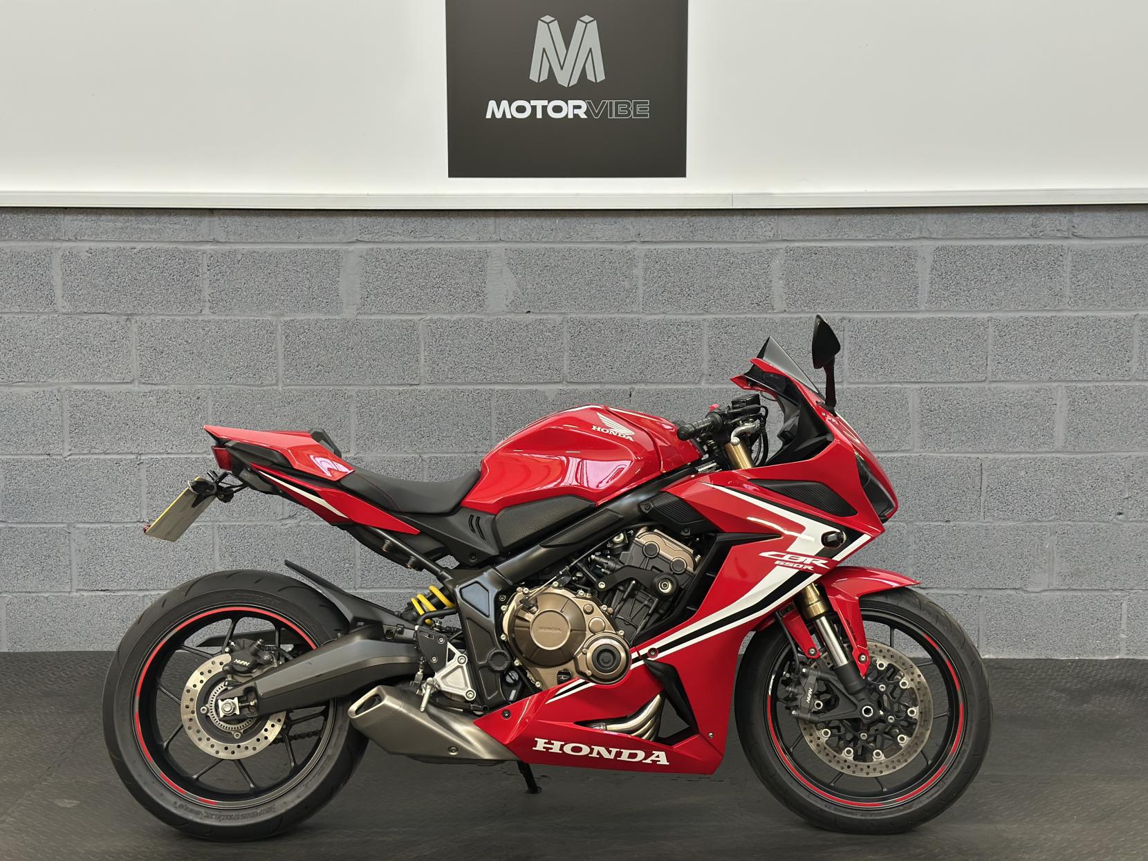 Honda CBR650R 650 Super Sports Petrol Manual Euro (95 ps