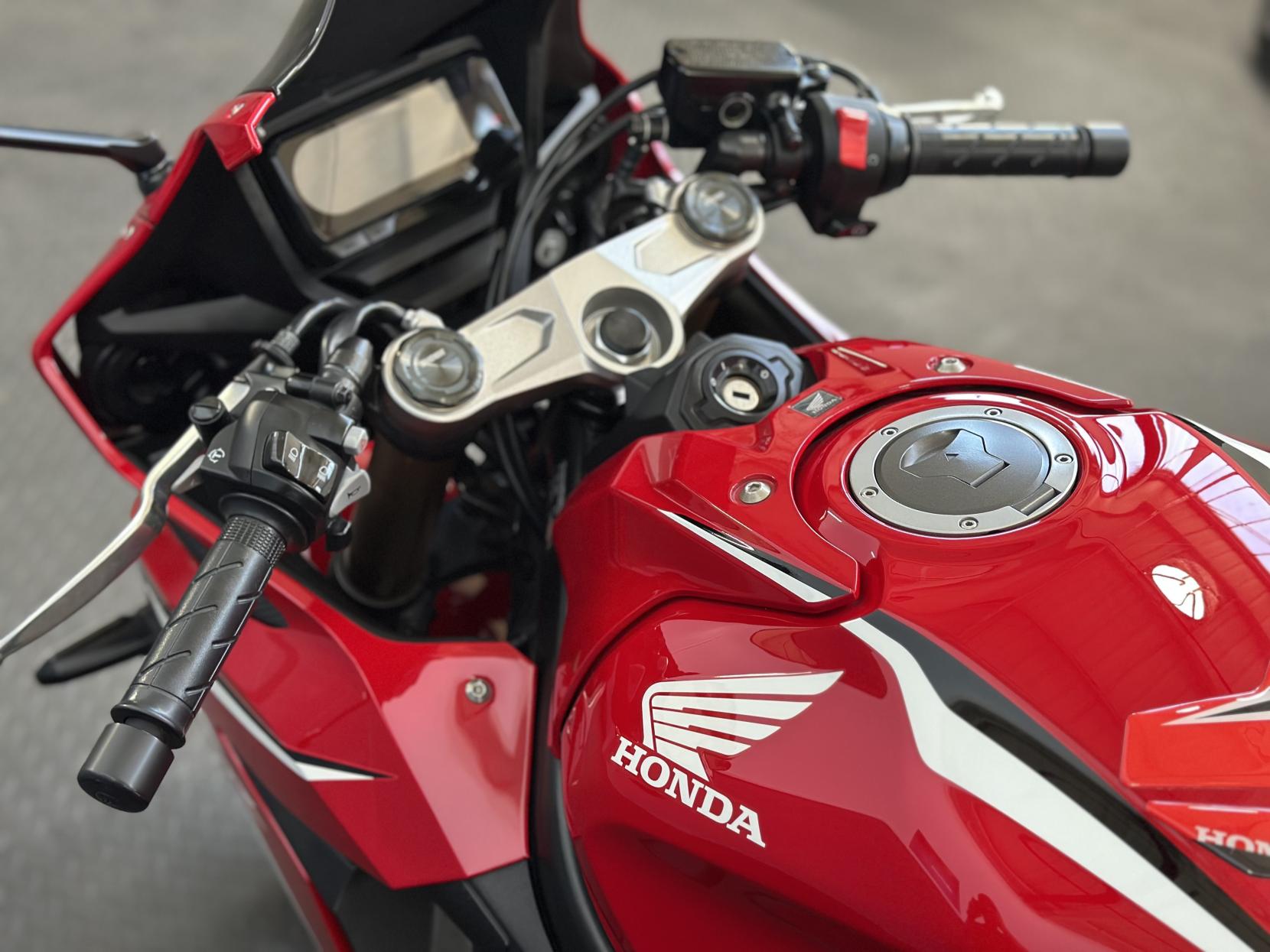 Honda CBR650R 650 Super Sports Petrol Manual Euro 4 (95 ps)